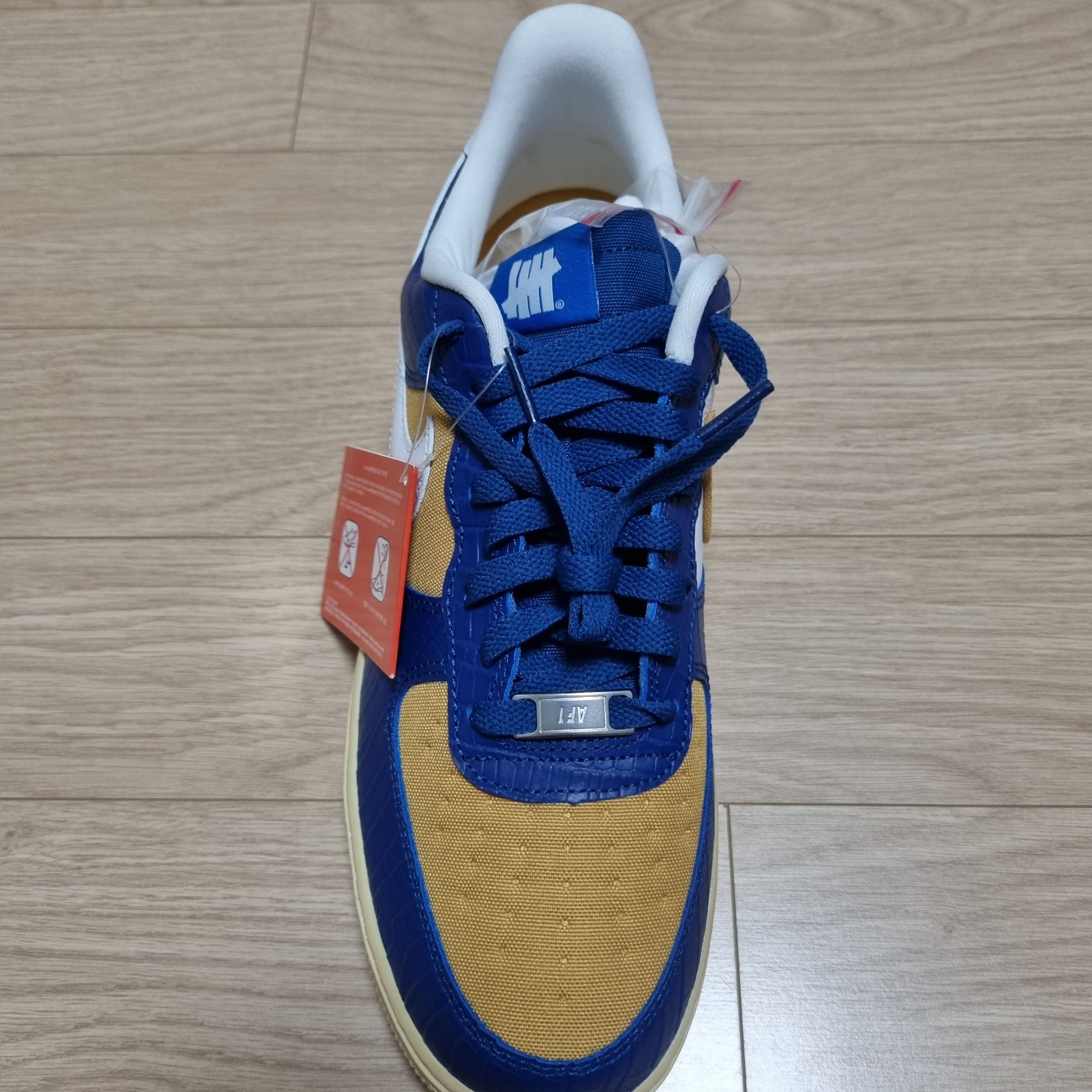 Nike x Undefeated Air Force 1 Low SP 5 On It Court Blue 착용 스타일 - 1
