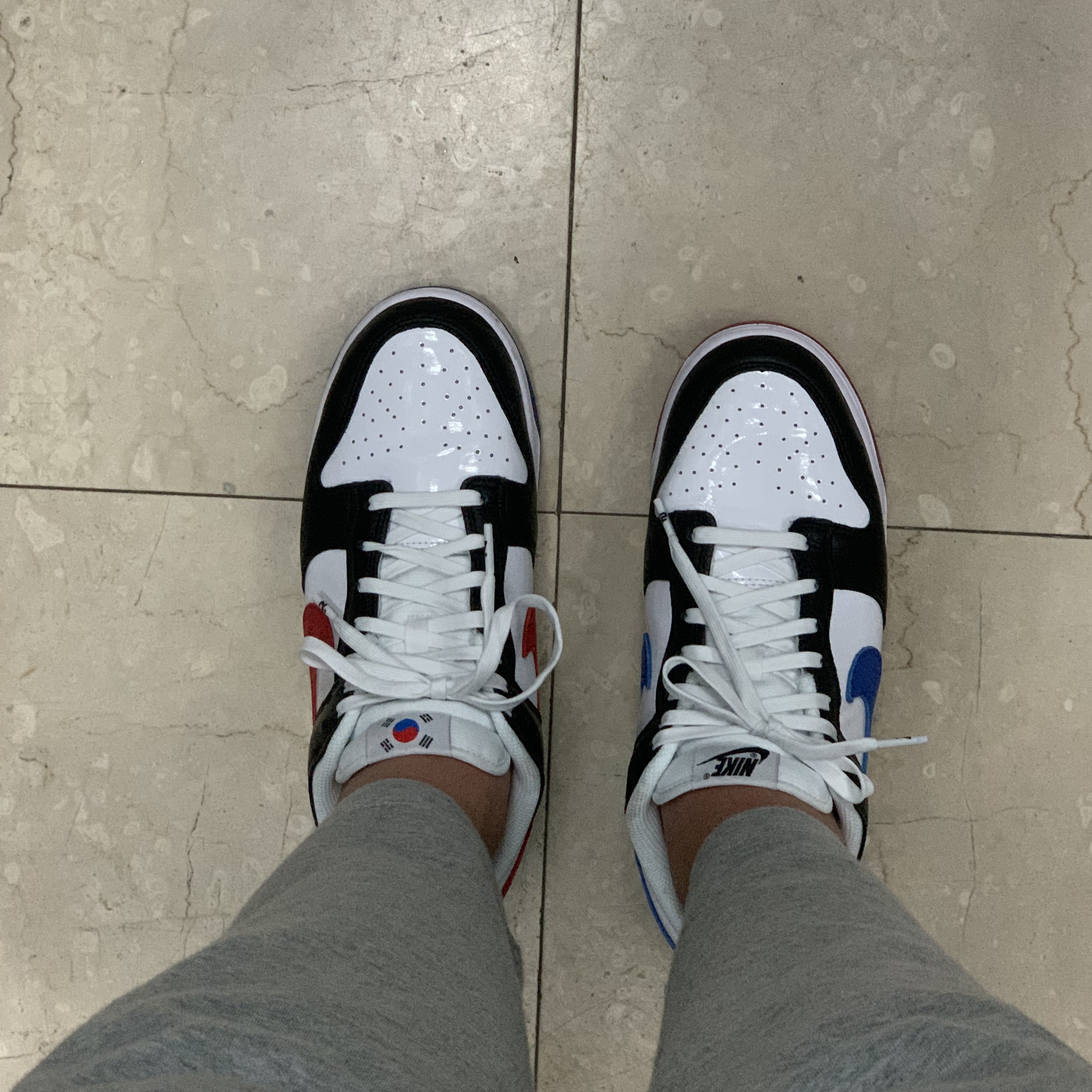 Nike Dunk Low SE Seoul 착용 스타일