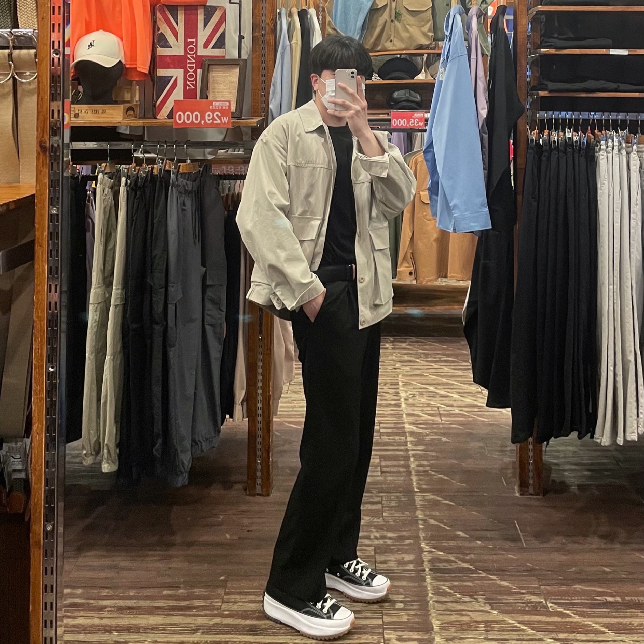Converse Run Star Hike Hi Black White Gum 착용 스타일