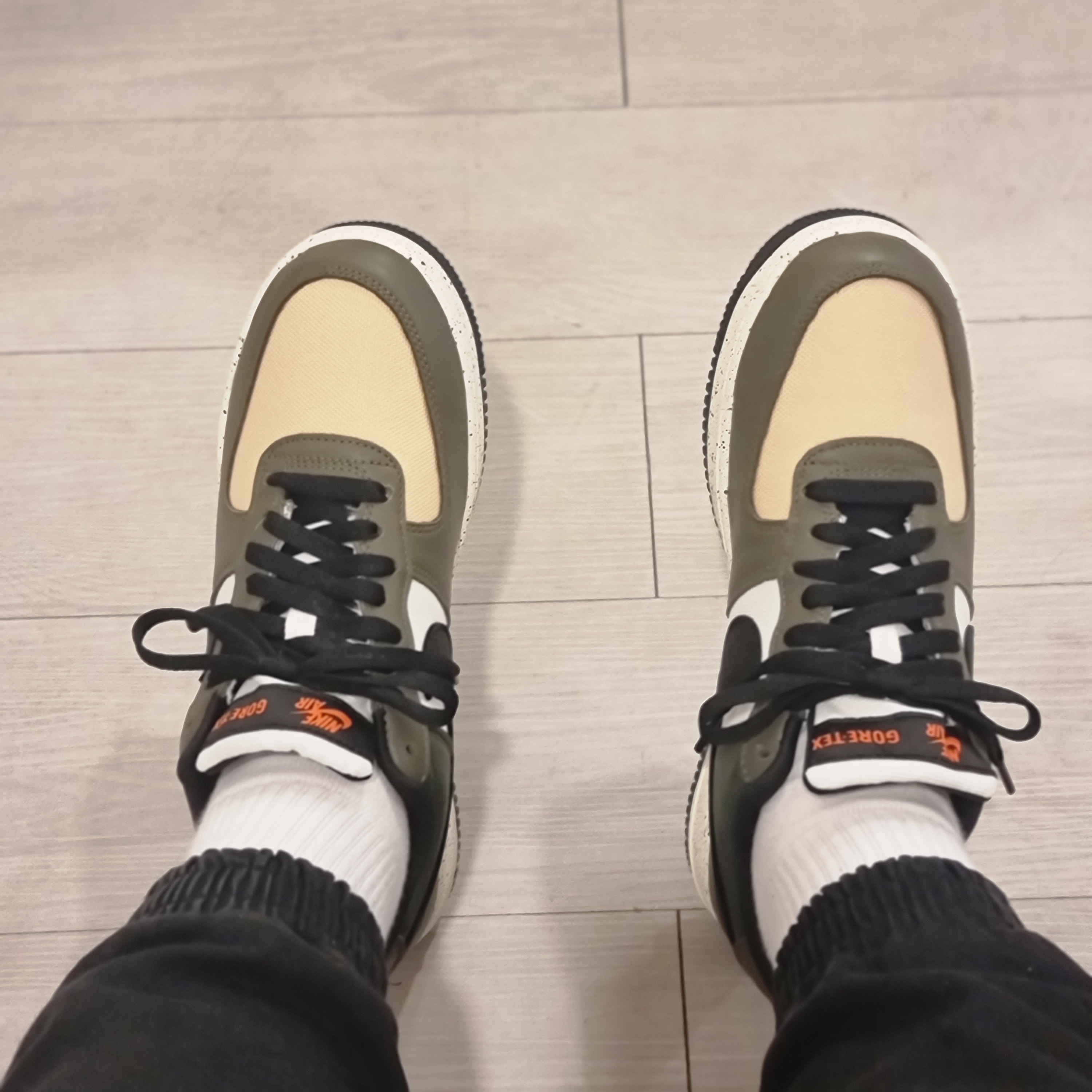 Nike Air Force 1 Low Gore-Tex Escape 착용 스타일
