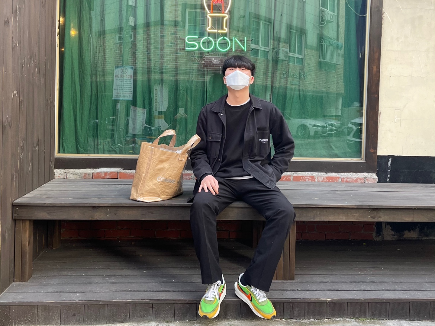 Nike x Sacai LDWaffle Green Multi 착용 스타일