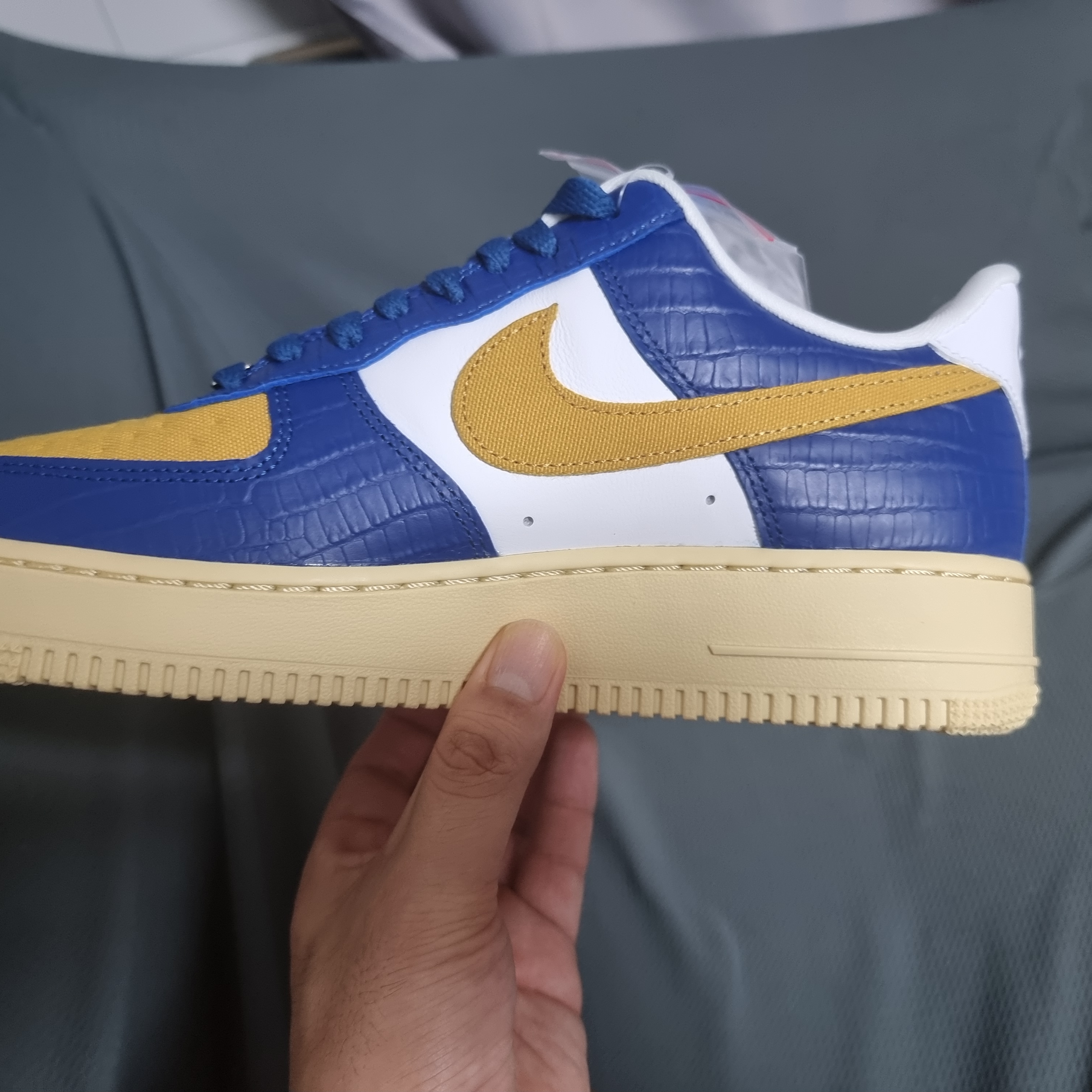 Nike x Undefeated Air Force 1 Low SP 5 On It Court Blue 착용 스타일 - 1