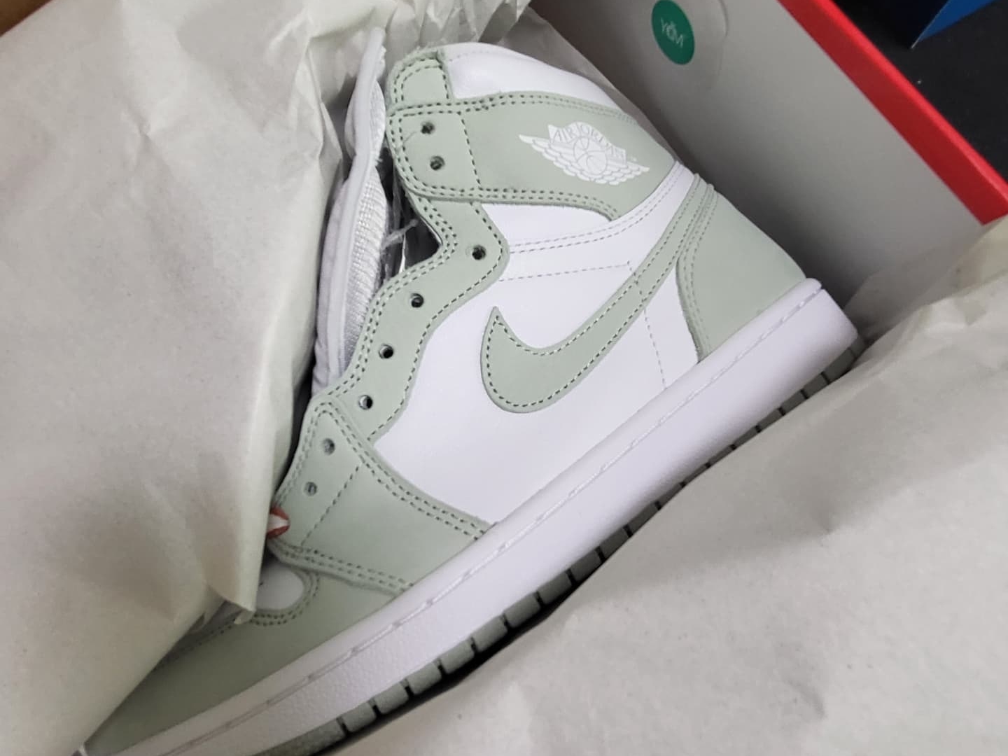 (W) Jordan 1 Retro High OG Seafoam 착용 스타일 - 2