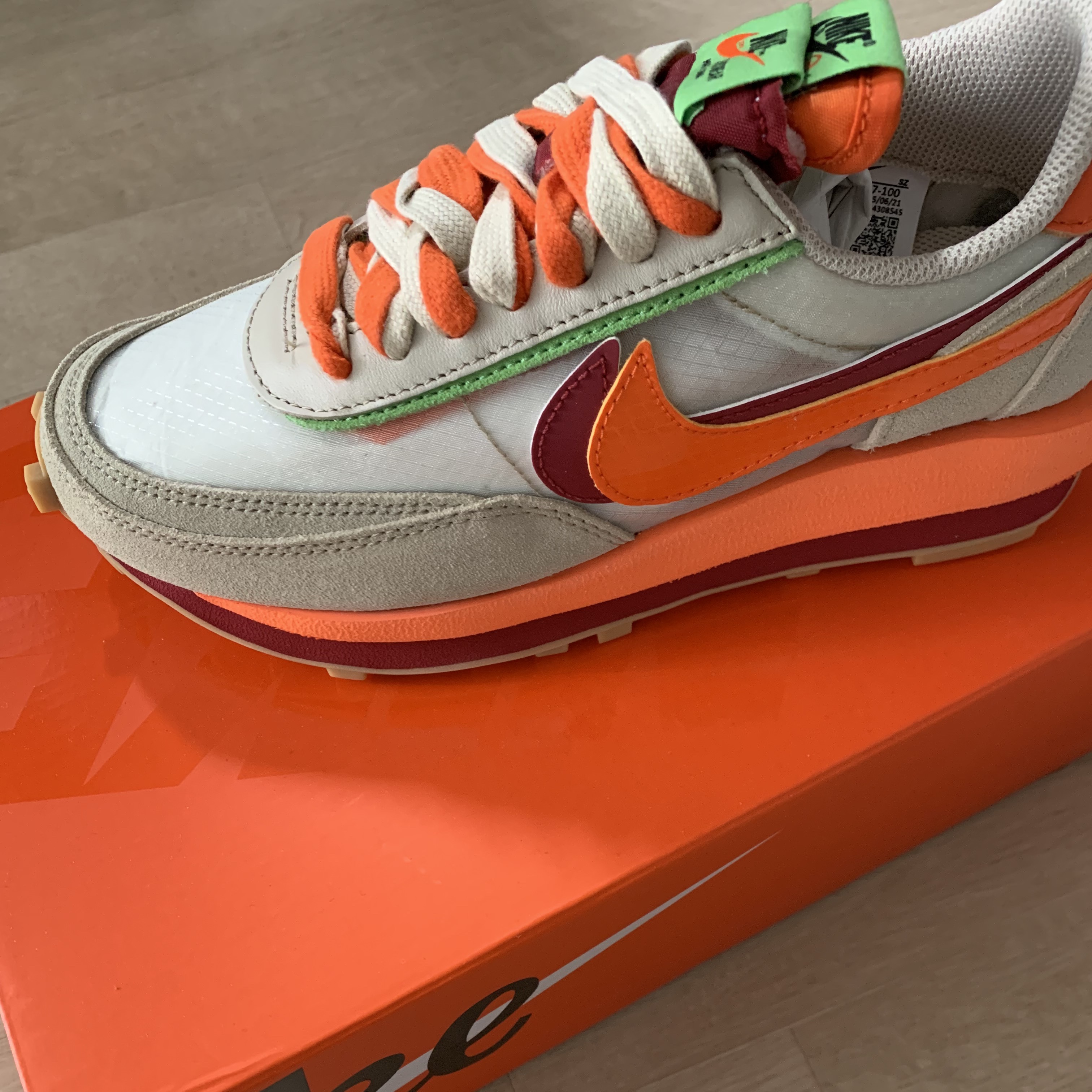 Nike x Sacai x Clot LDWaffle Orange Blaze 착용 스타일