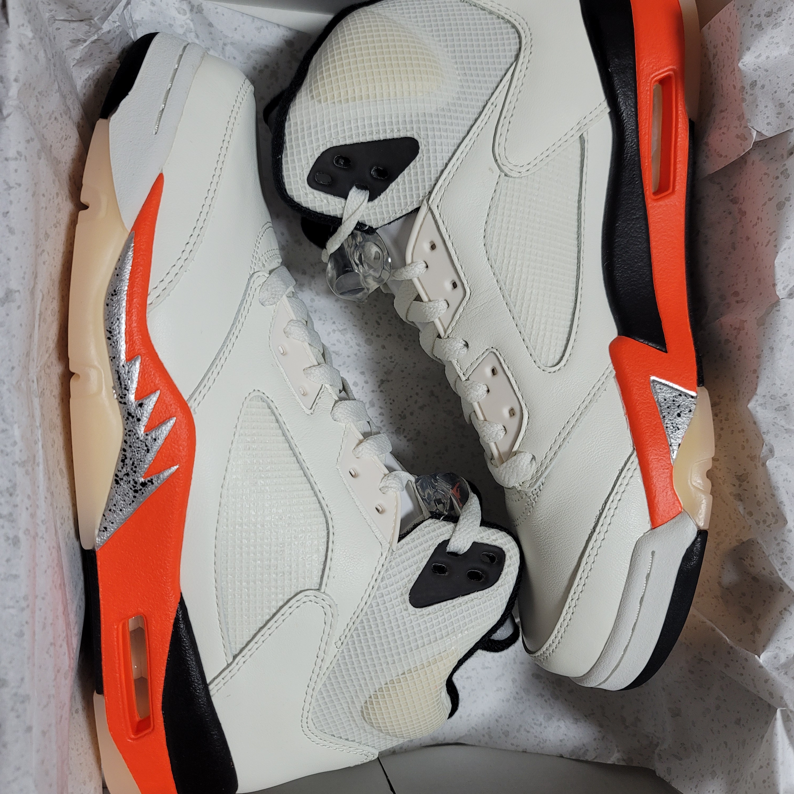 Jordan 5 Retro Orange Blaze 착용 스타일