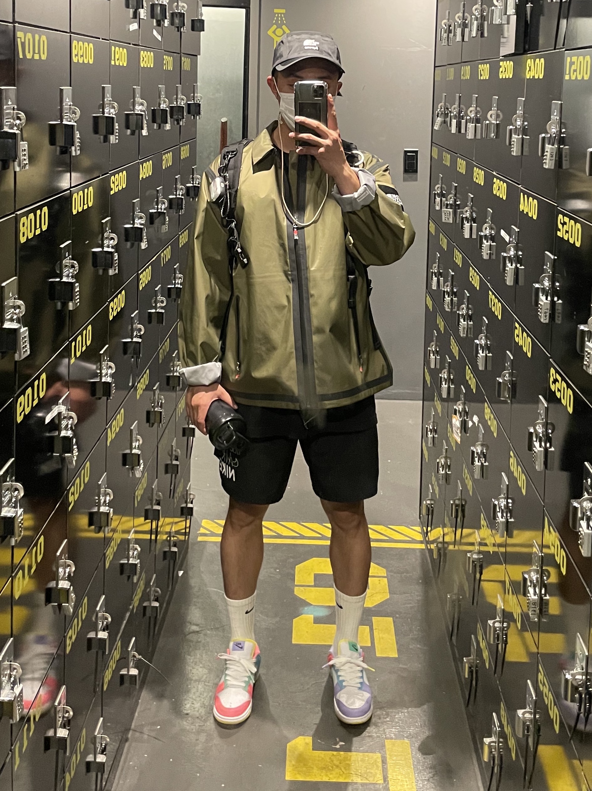Supreme x The North Face Summit Series Outer Tape Seam Camp Cap Black - 21SS, Supreme x The North Face Summit Series Outer Tape Seam Coaches Jacket Olive - 21SS 착용 스타일