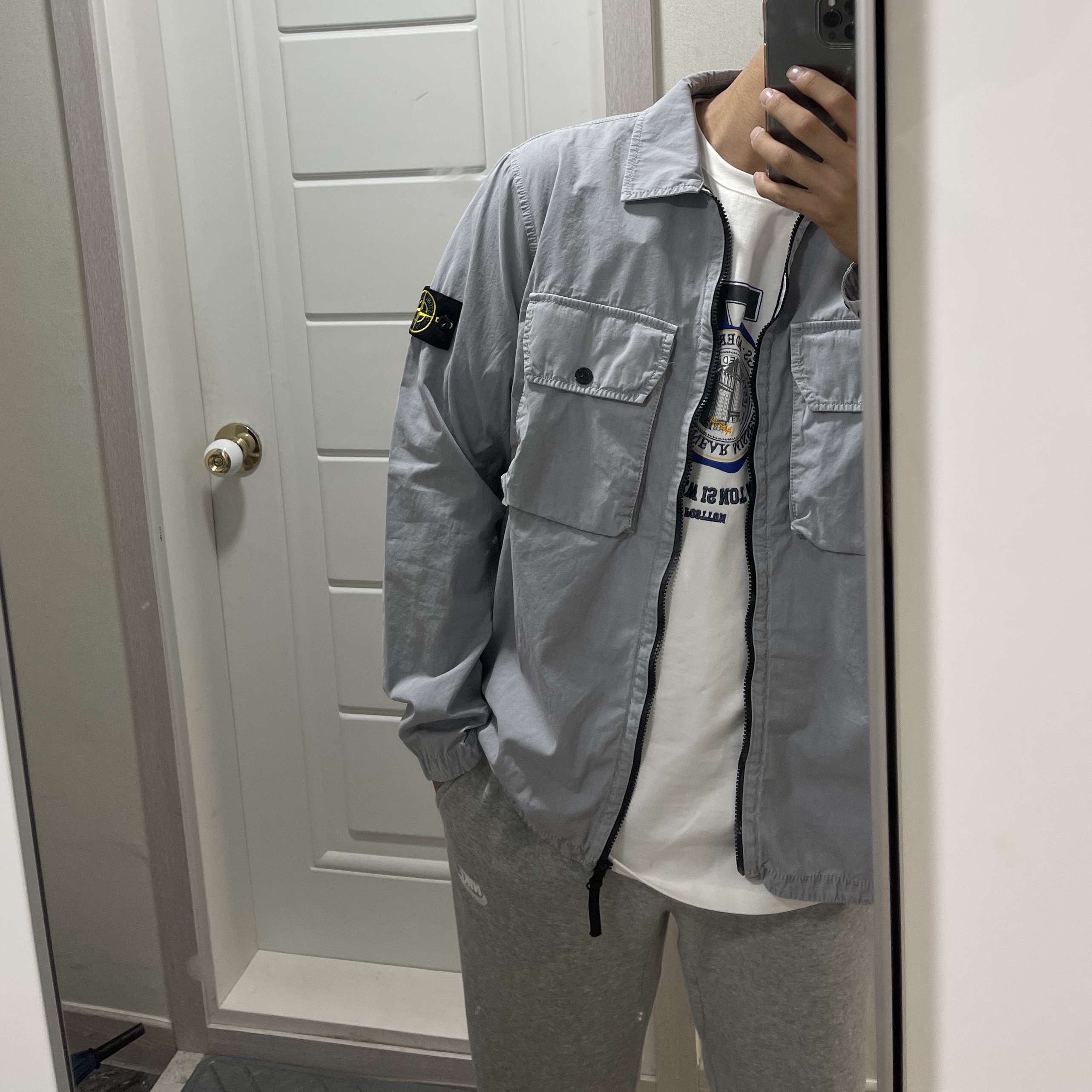 Stone Island 113WN T.CO+OLD Overshirt Light Grey - 21FW 착용 스타일