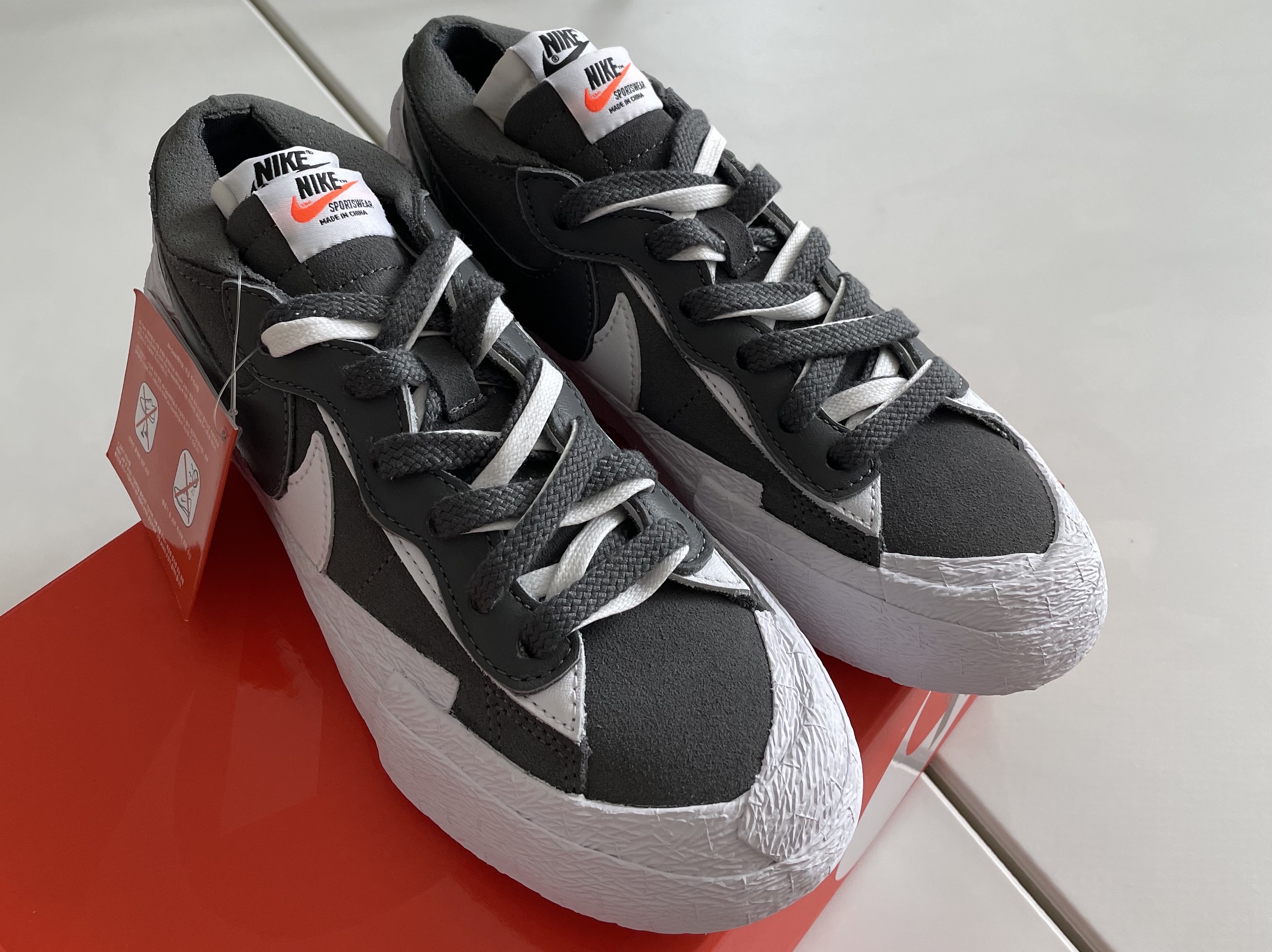 Nike x Sacai Blazer Low Iron Grey 착용 스타일