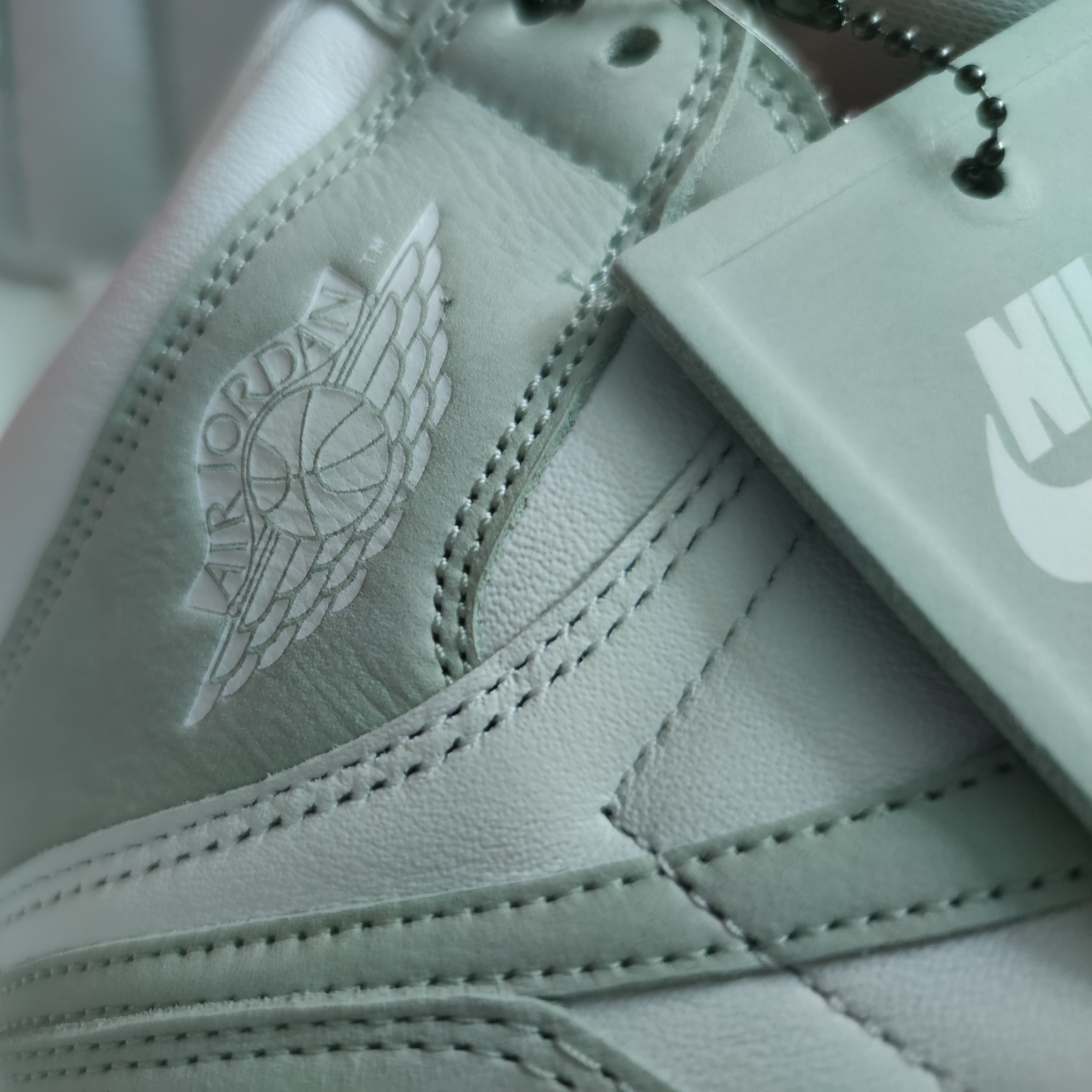 (W) Jordan 1 Retro High OG Seafoam 착용 스타일 - 2