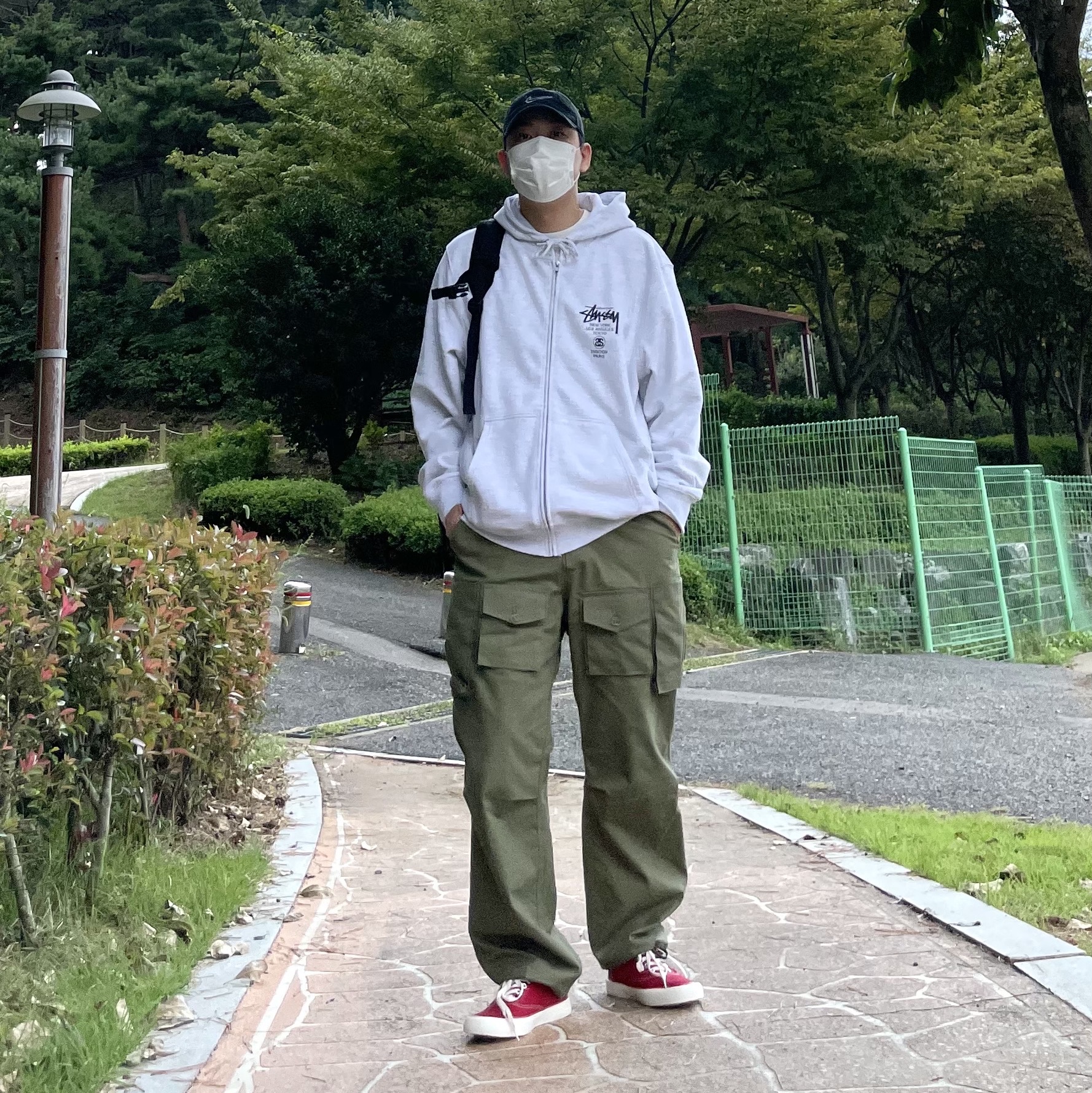 Stussy World Tour Zip Hoodie Ash Heather 2021 착용 스타일
