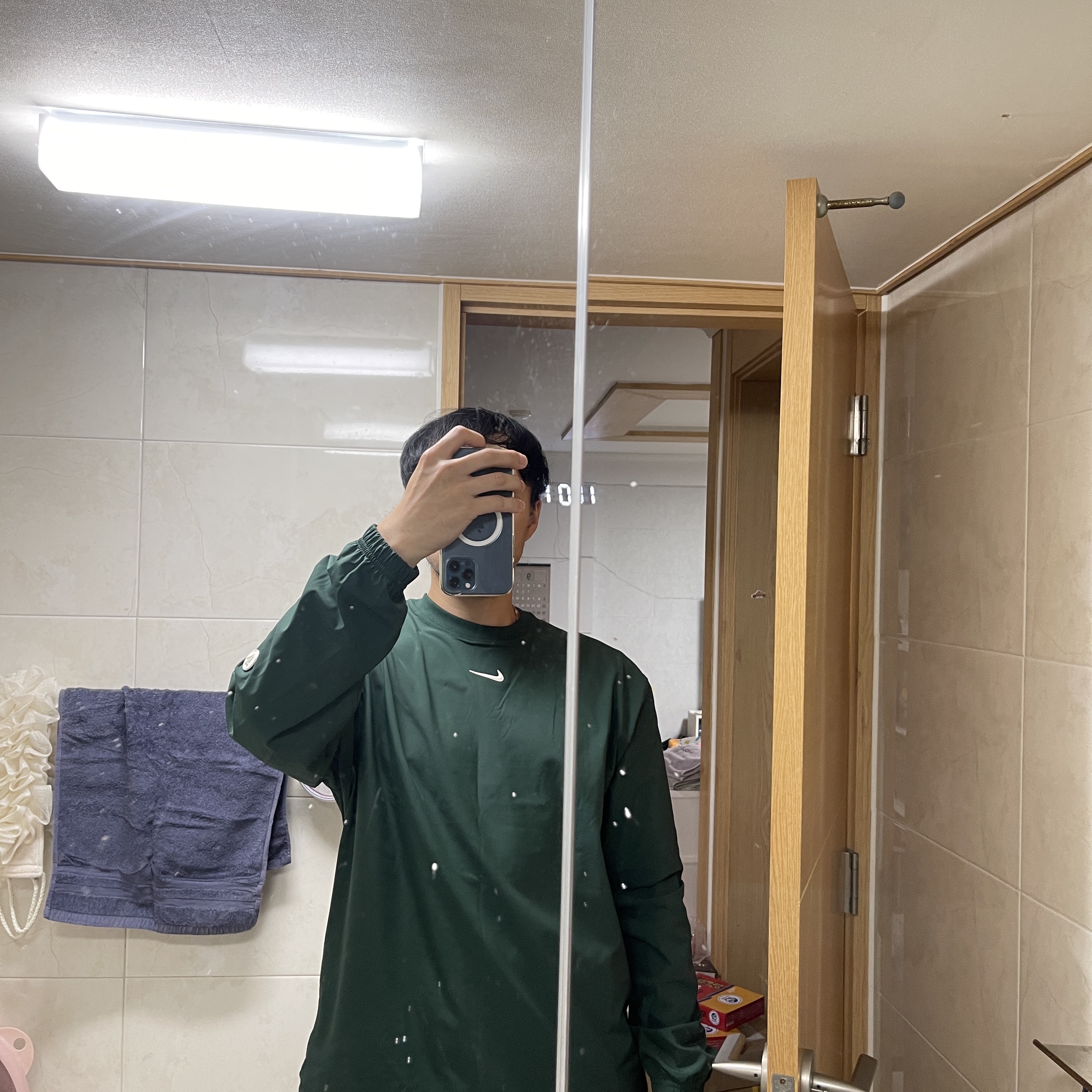 Nike x Drake Nocta Golf Crewneck Top Green - Asia 착용 스타일 - 1