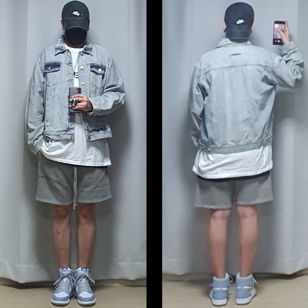 Essentials Denim Trucker Jacket Light Indigo - 20FW, Essentials 3D Silicon Applique Boxy T-Shirt White - 20SS 착용 스타일 - 1