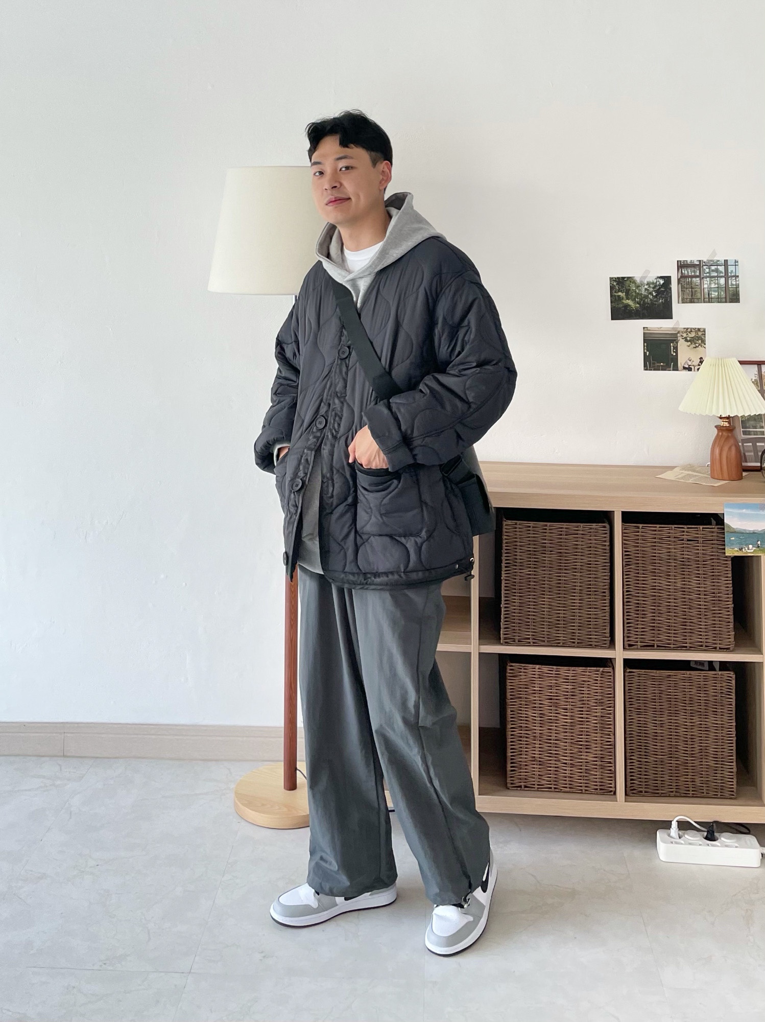 Jordan 1 Low Light Smoke Grey 착용 스타일 - 3