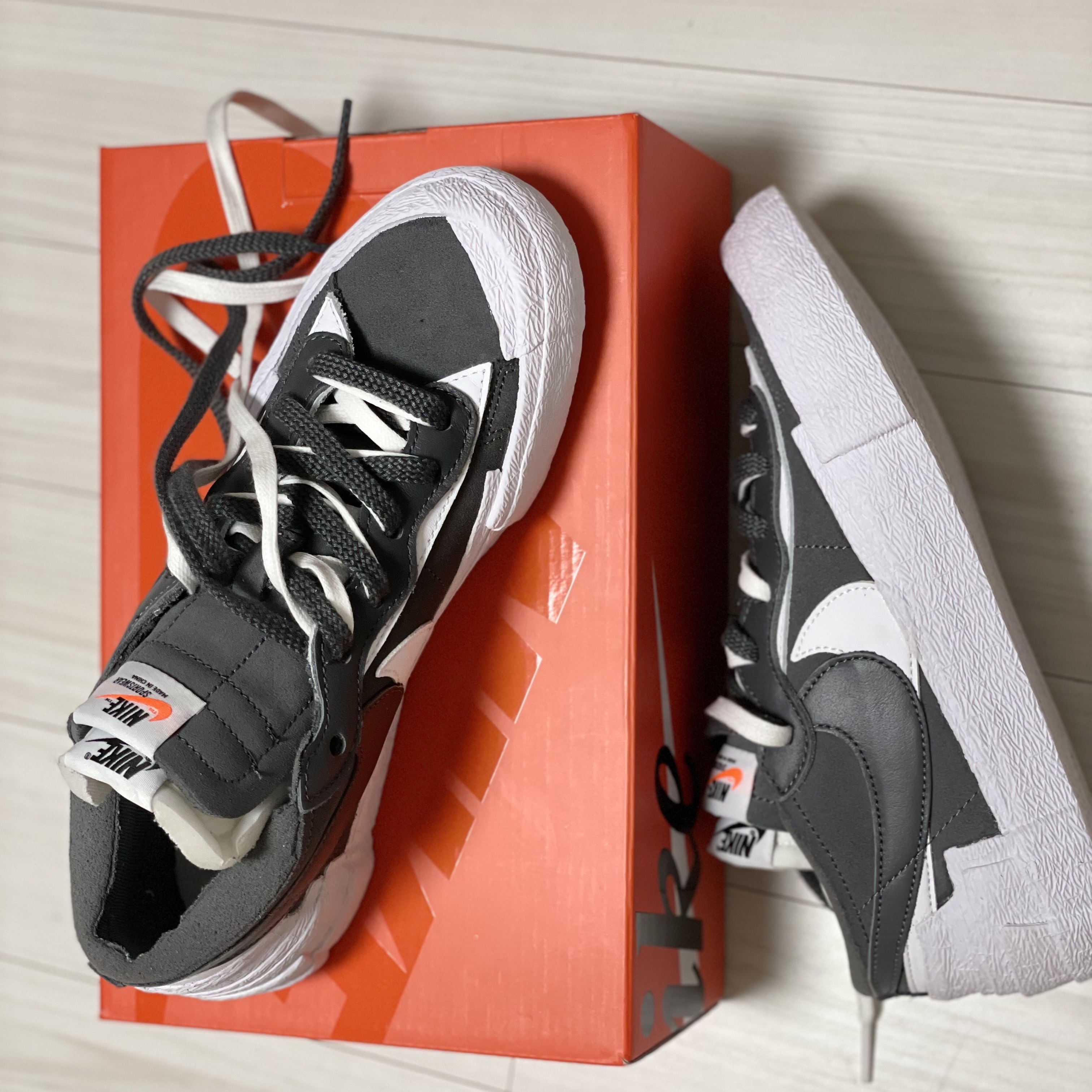 Nike x Sacai Blazer Low Iron Grey 착용 스타일 - 2