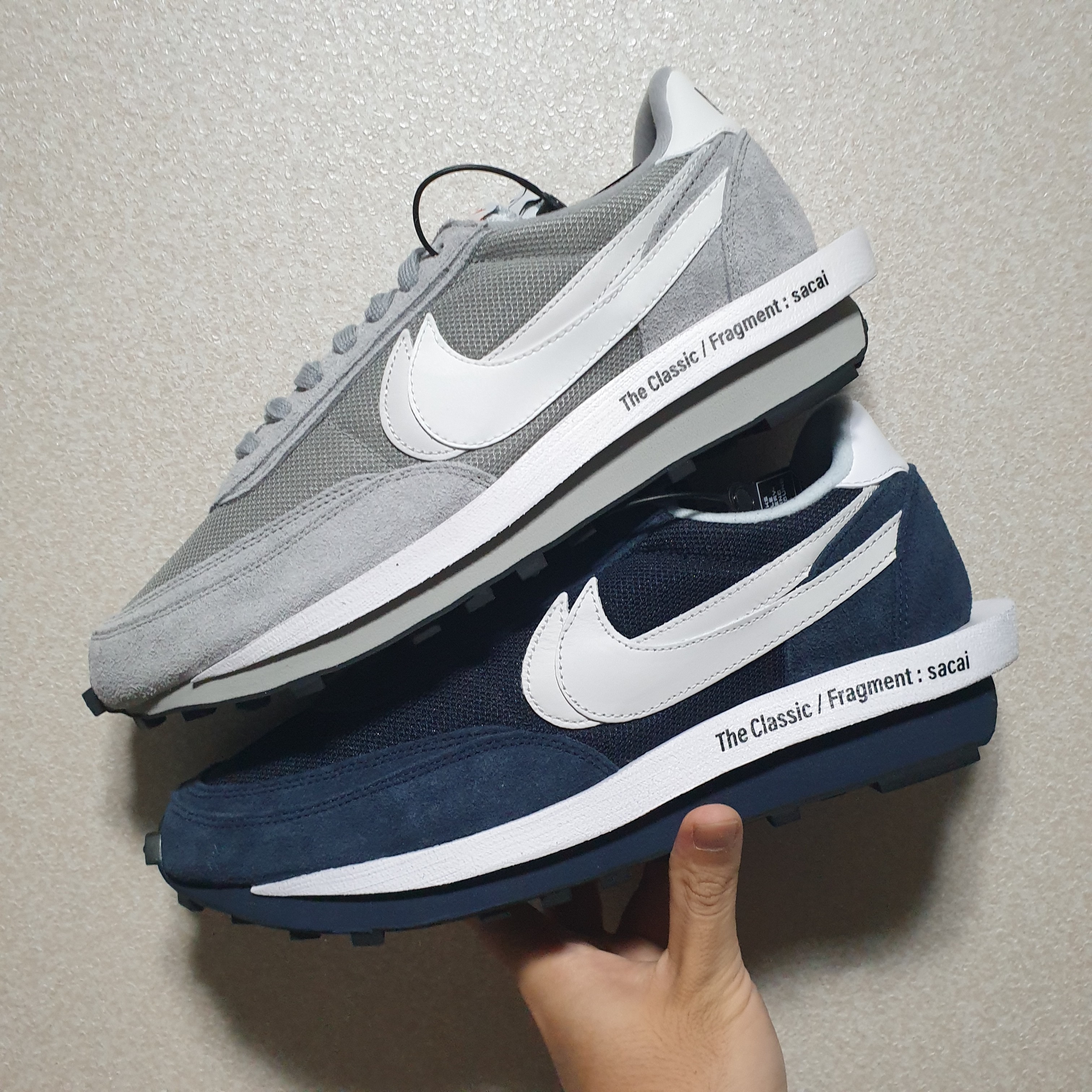 Nike x Sacai x Fragment LDWaffle Light Smoke Grey, Nike x Sacai x Fragment LDWaffle Blackened Blue 착용 스타일 - 1