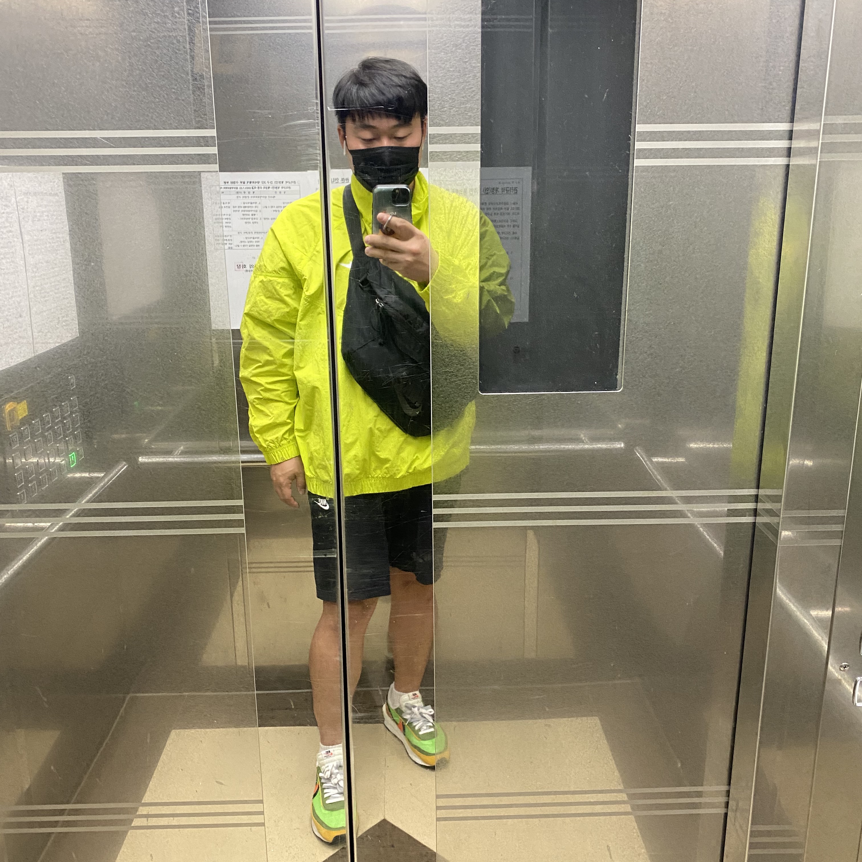 Nike x Stussy Windrunner Jacket Bright Cactus, Nike x Sacai LDWaffle Green Multi 착용 스타일 - 2