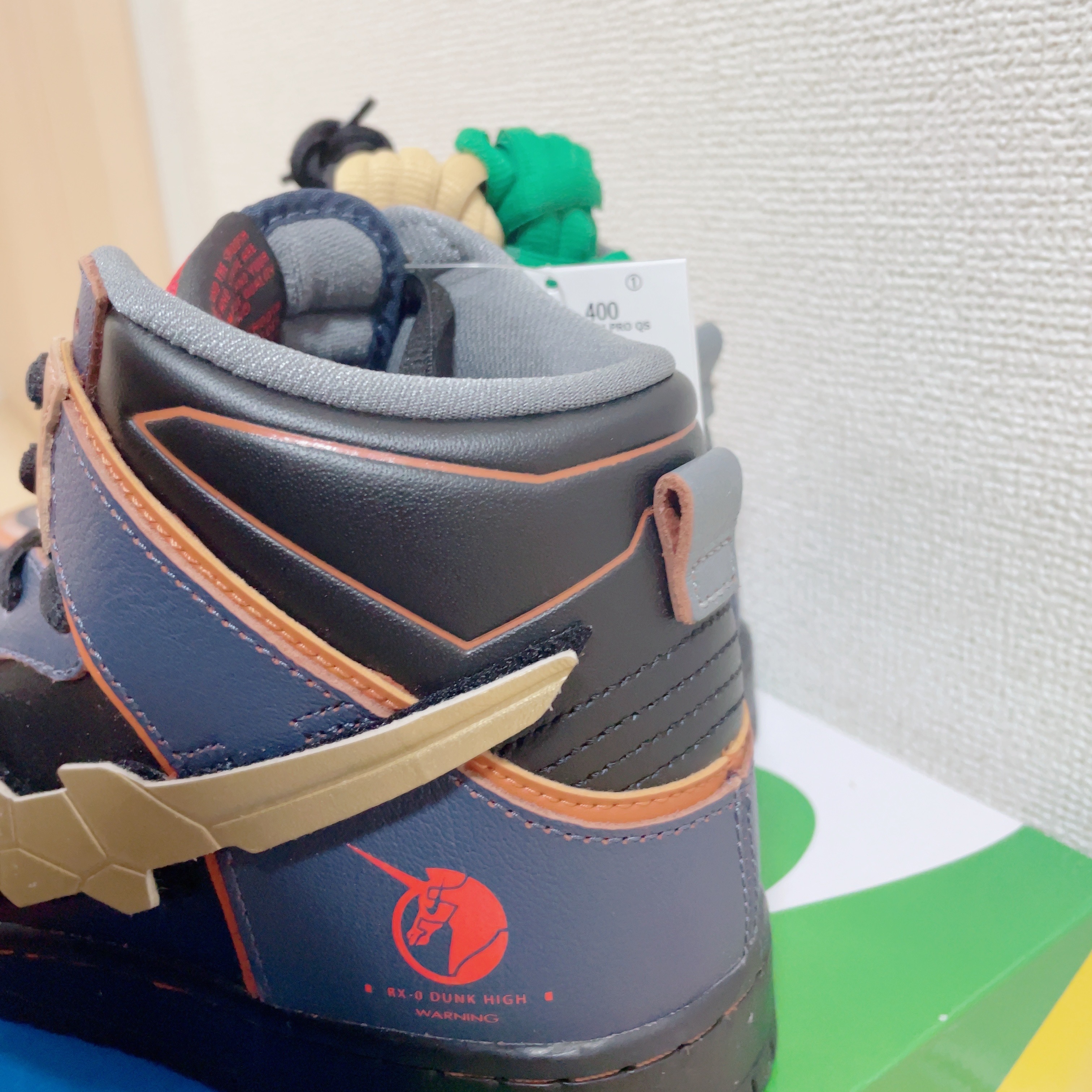 Nike x Gundam SB Dunk High Pro QS Unicorn Banshee 착용 스타일 - 3