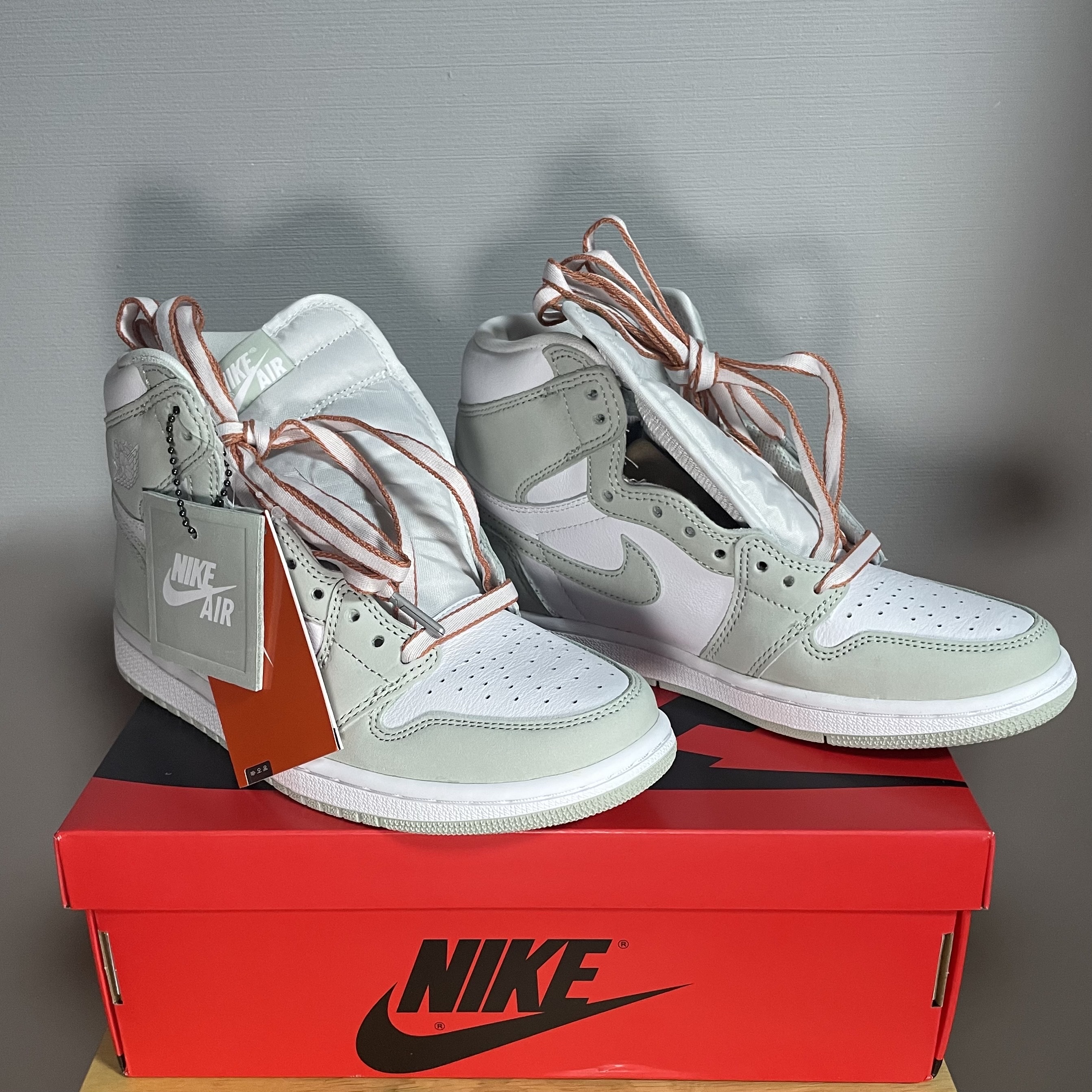 (W) Jordan 1 Retro High OG Seafoam 착용 스타일