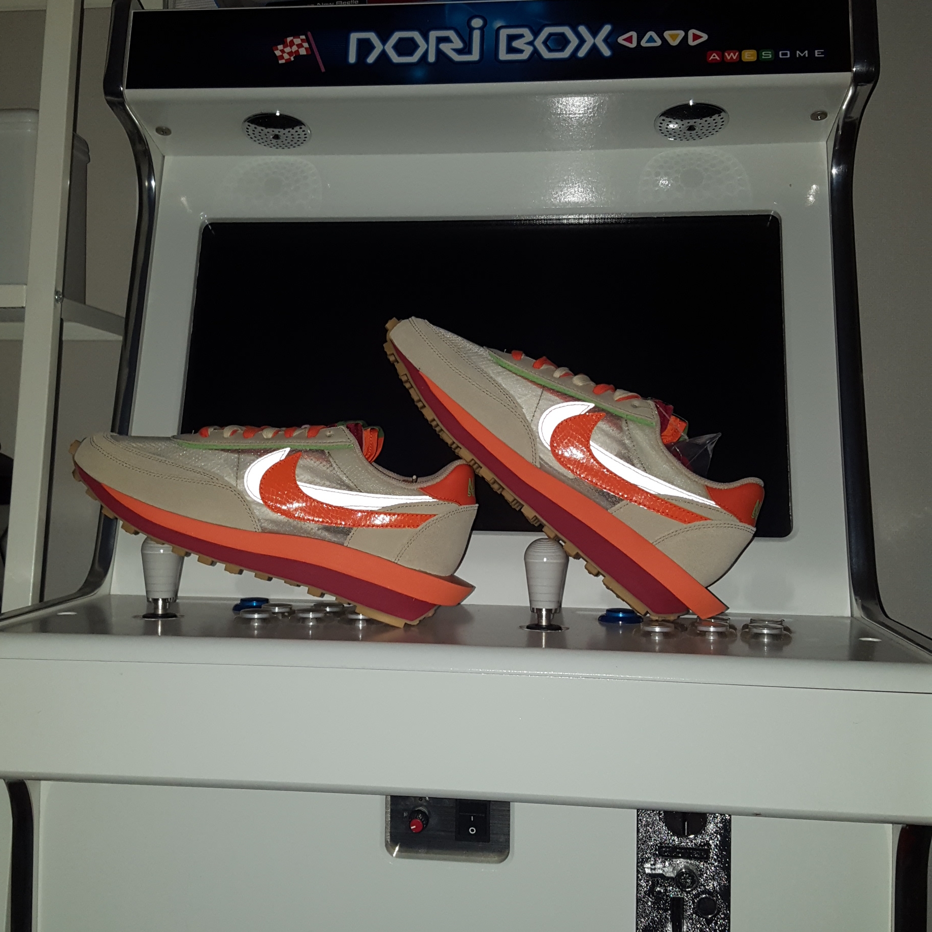 Nike x Sacai x Clot LDWaffle Orange Blaze 착용 스타일 - 1