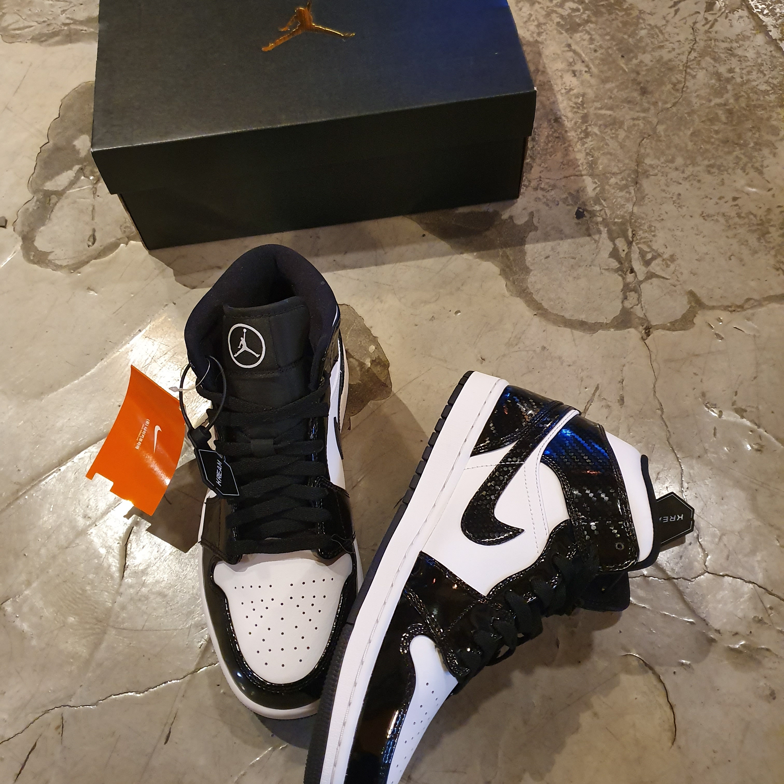 Jordan 1 Mid SE ASW Black 착용 스타일 - 1