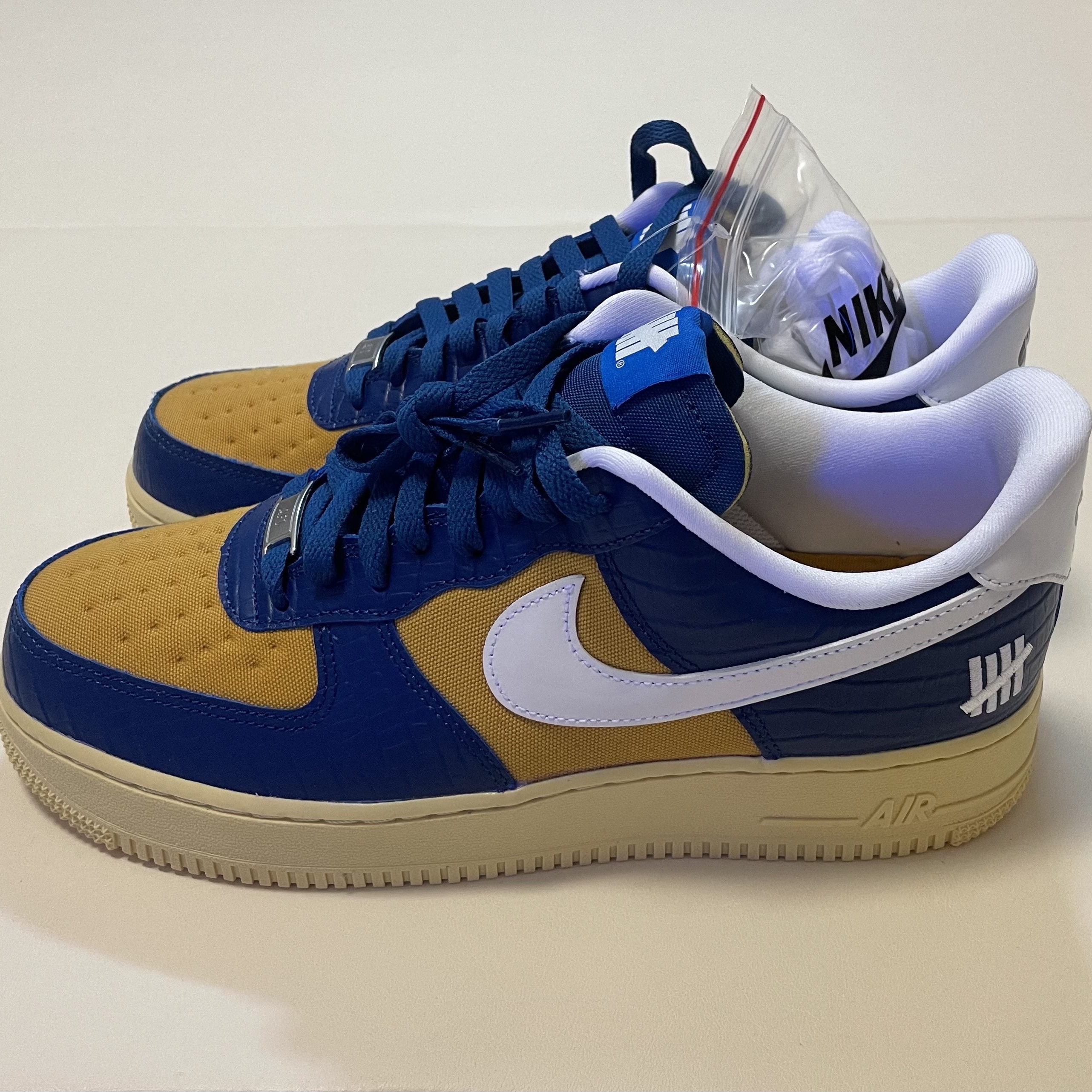 Nike x Undefeated Air Force 1 Low SP 5 On It Court Blue 착용 스타일 - 2