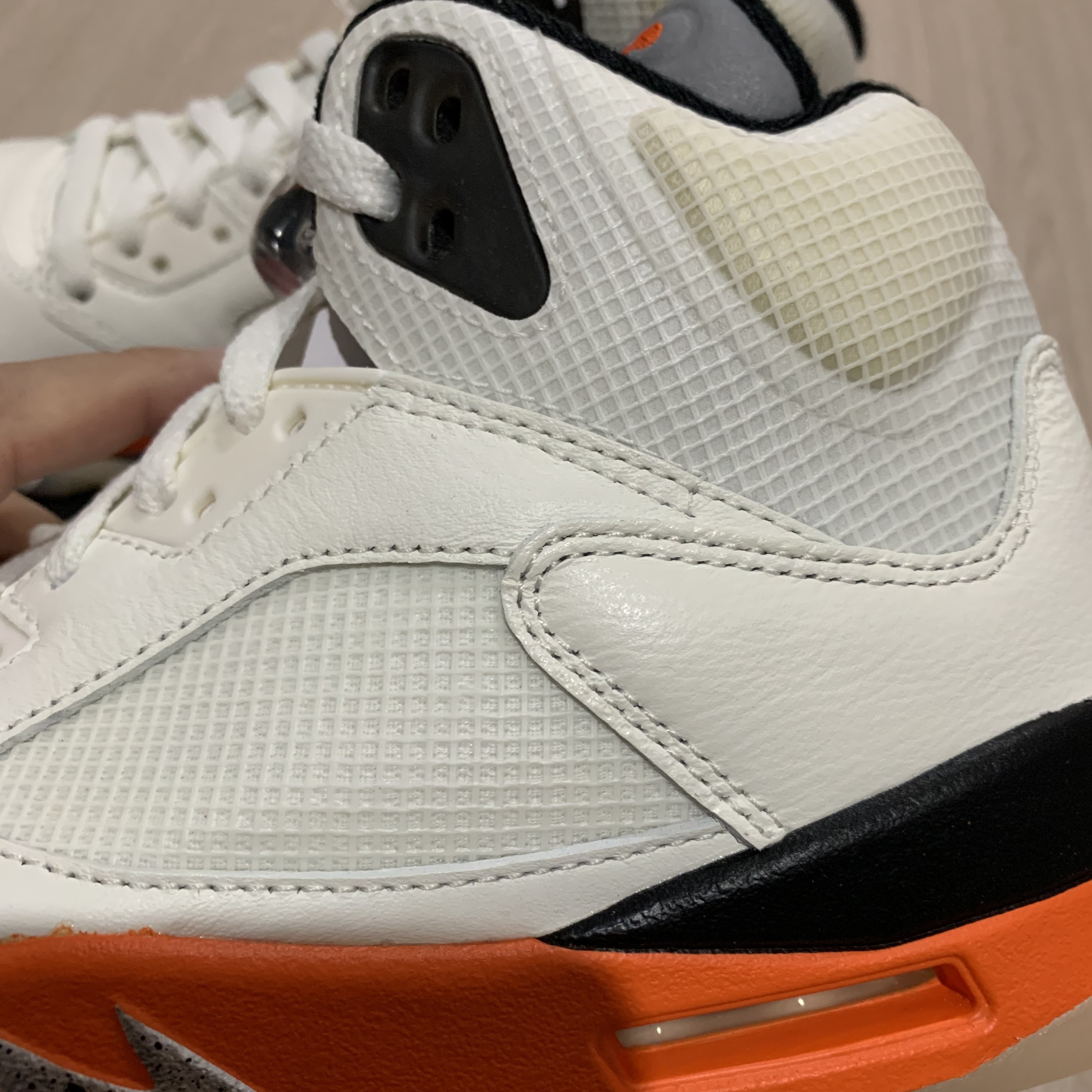 Jordan 5 Retro Orange Blaze 착용 스타일 - 2