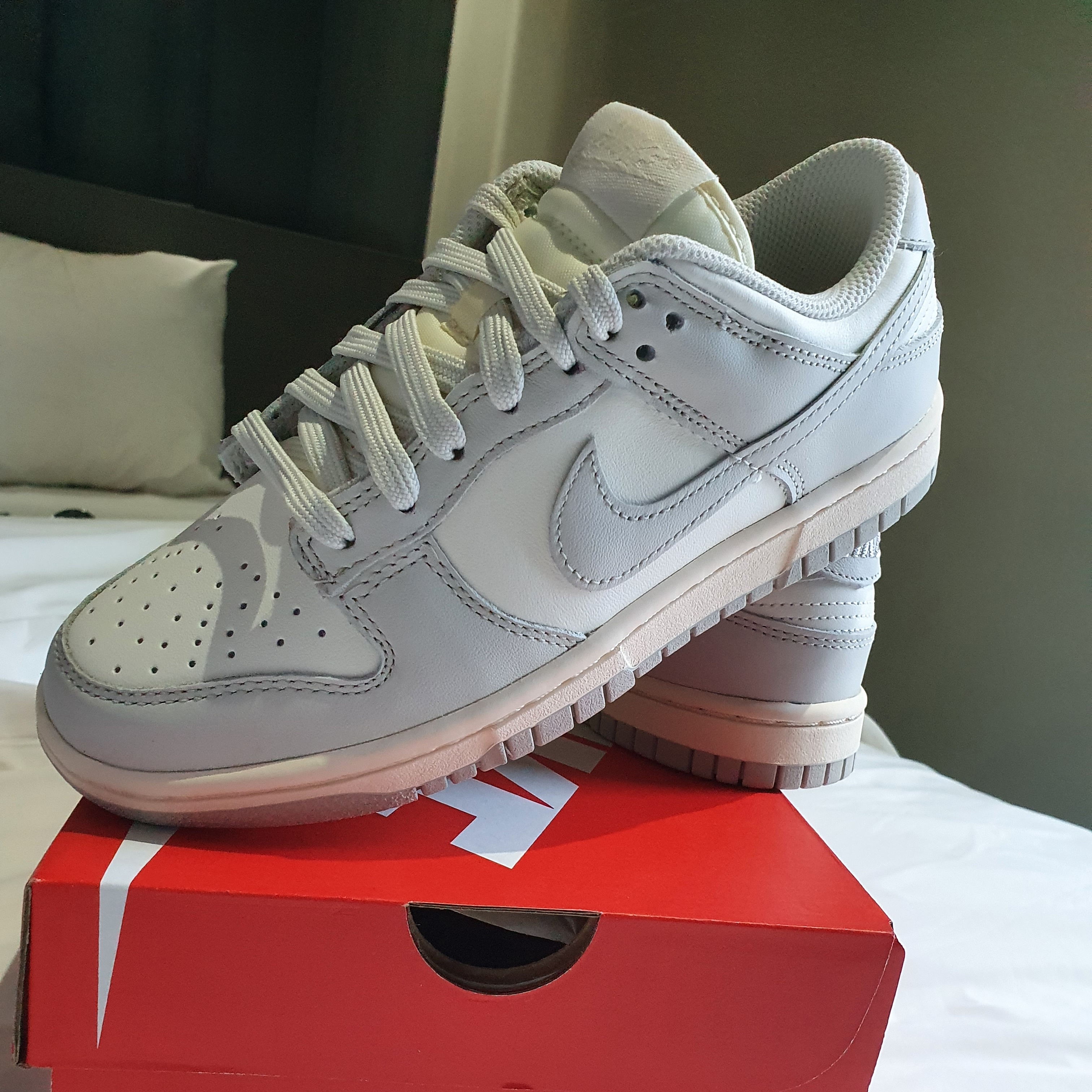 (W) Nike Dunk Low Light Bone 착용 스타일