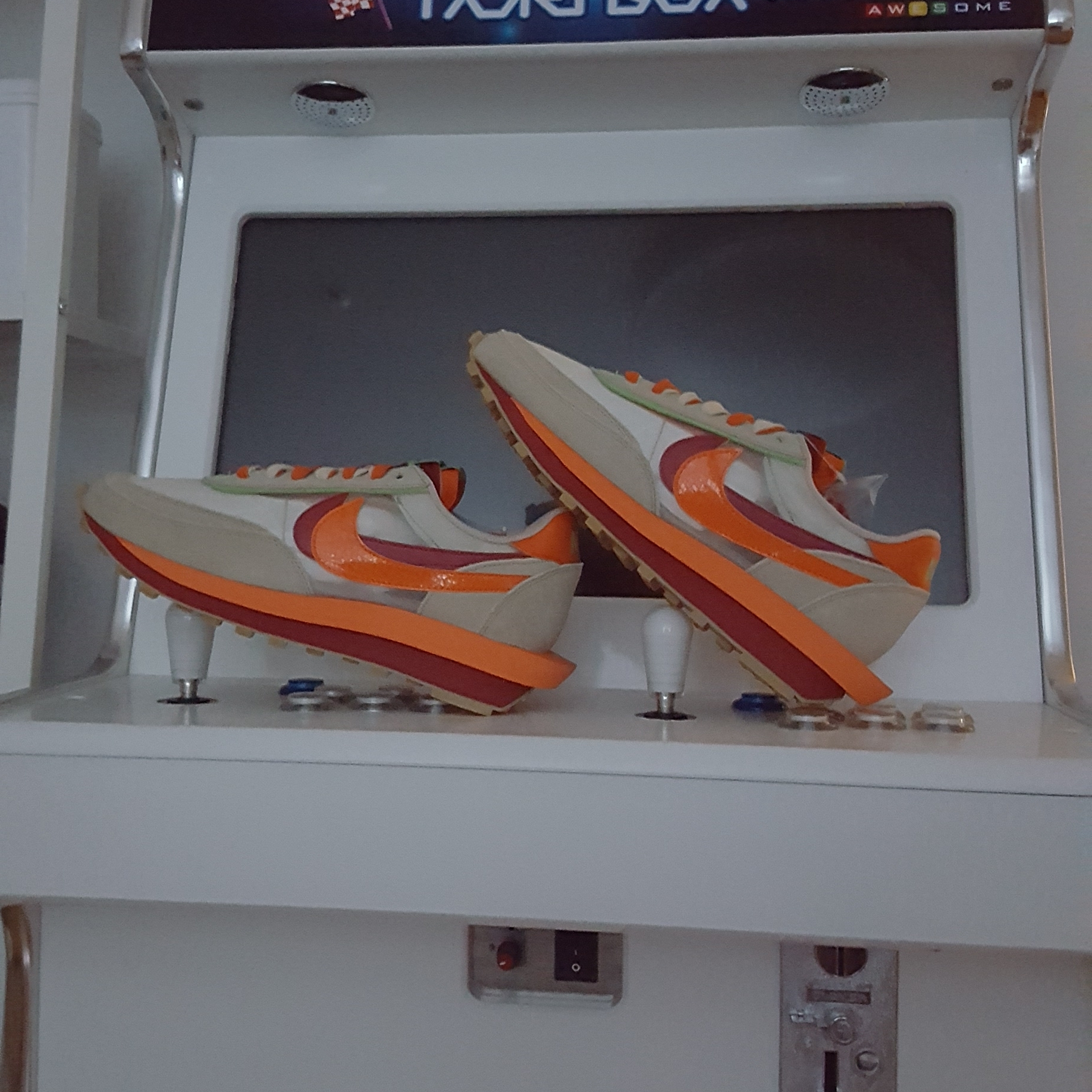 Nike x Sacai x Clot LDWaffle Orange Blaze 착용 스타일 - 2