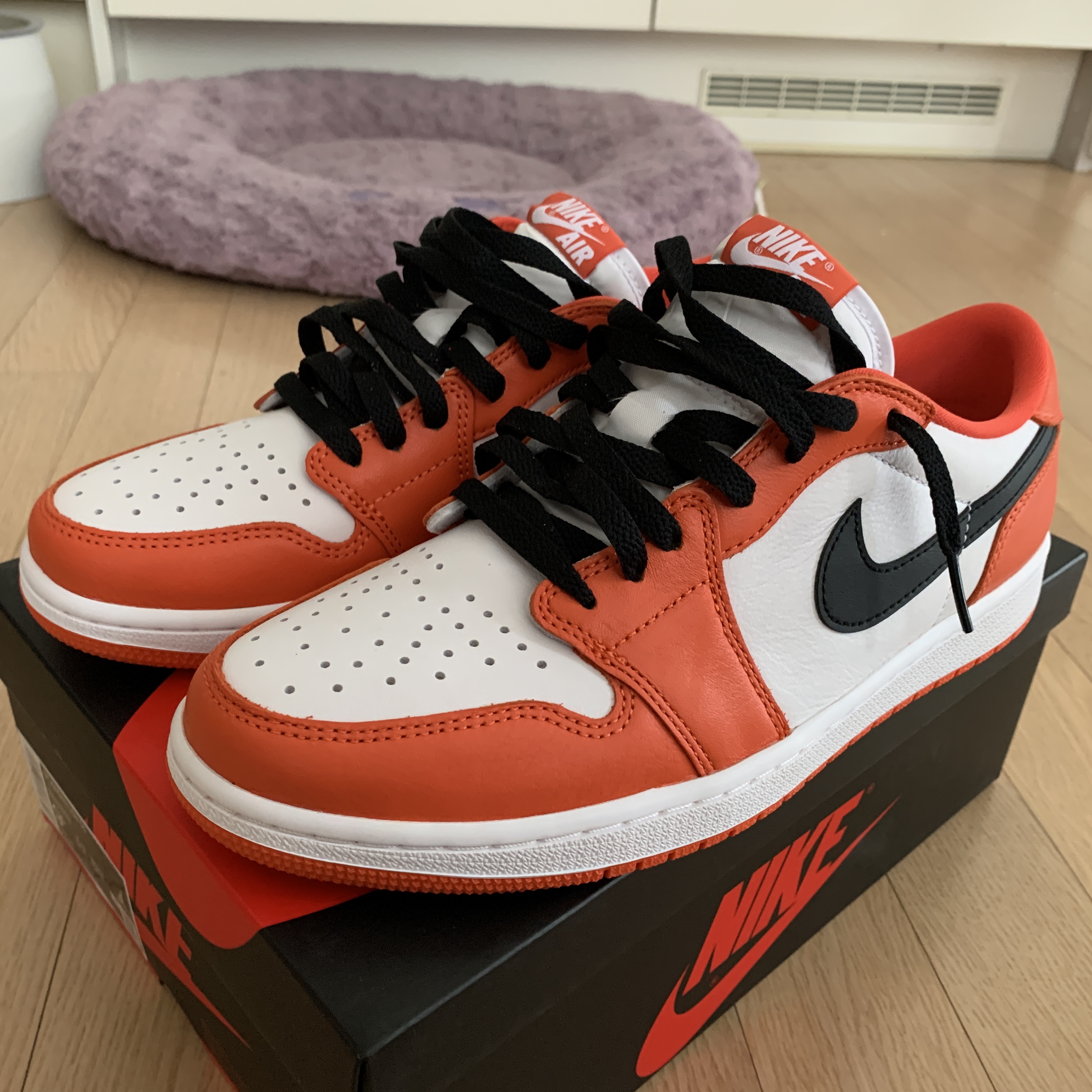 Jordan 1 Low OG Starfish 착용 스타일 - 1