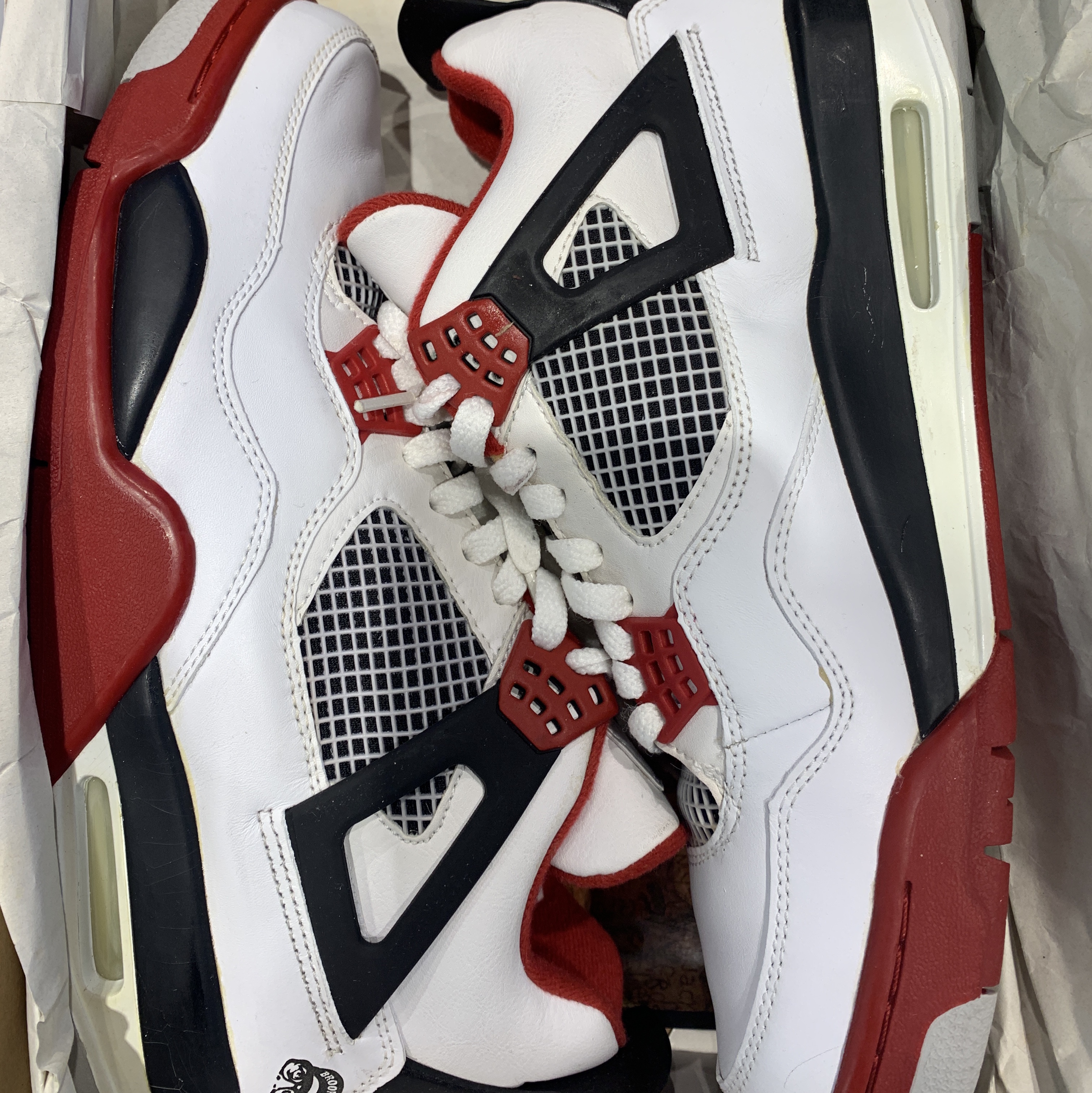 Jordan 4 Retro Fire Red Mars Blackmon 착용 스타일