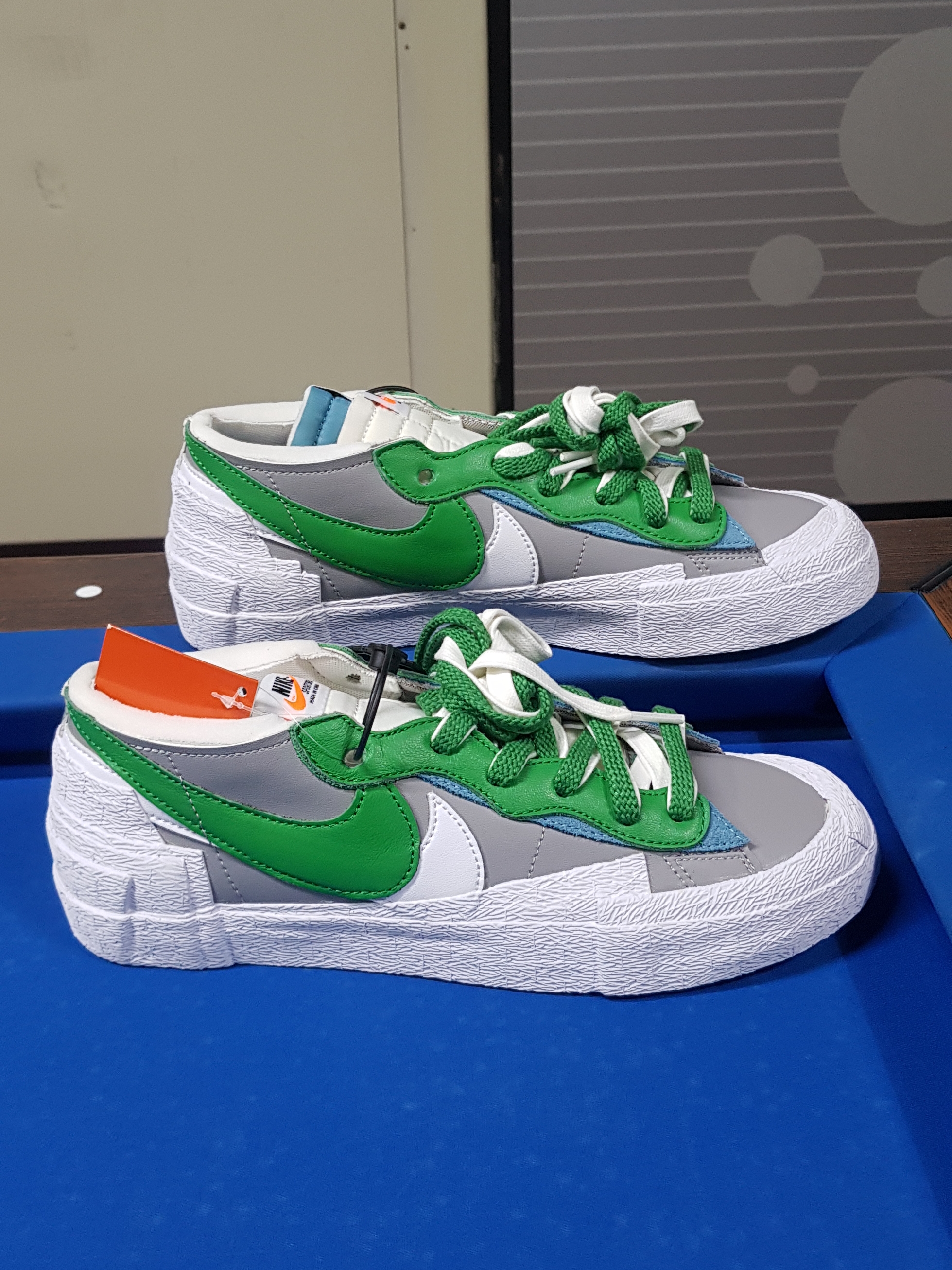 Nike x Sacai Blazer Low Classic Green 착용 스타일 - 2