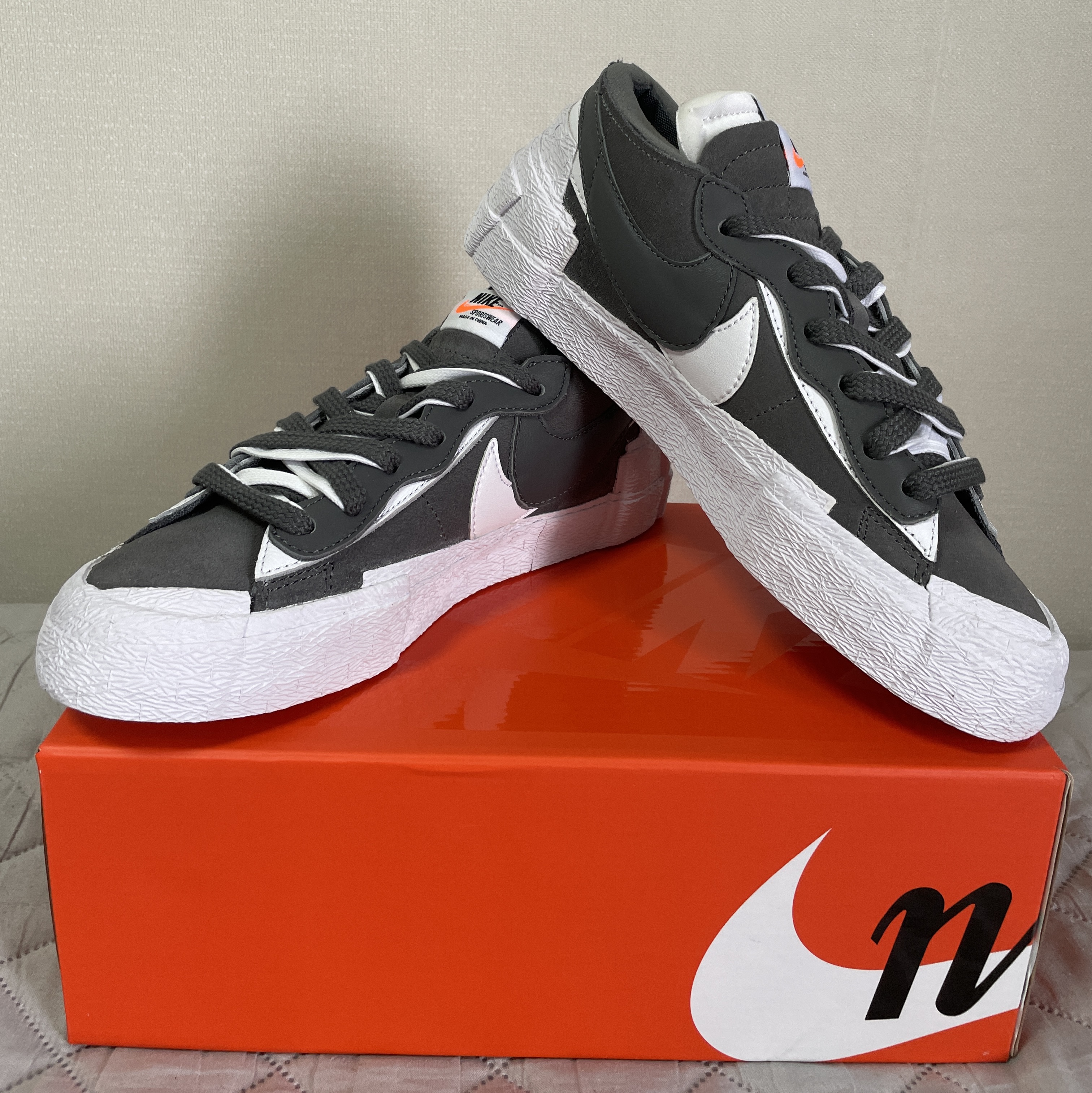 Nike x Sacai Blazer Low Iron Grey 착용 스타일