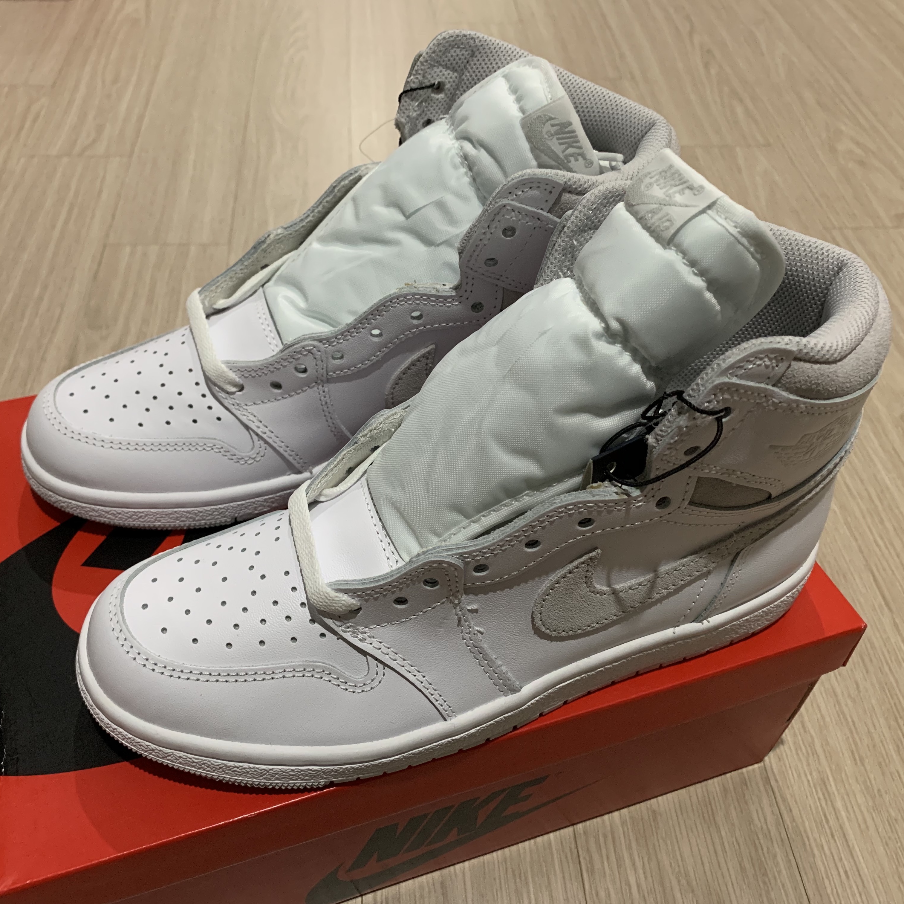 Jordan 1 High 85 Neutral Grey 착용 스타일 - 1