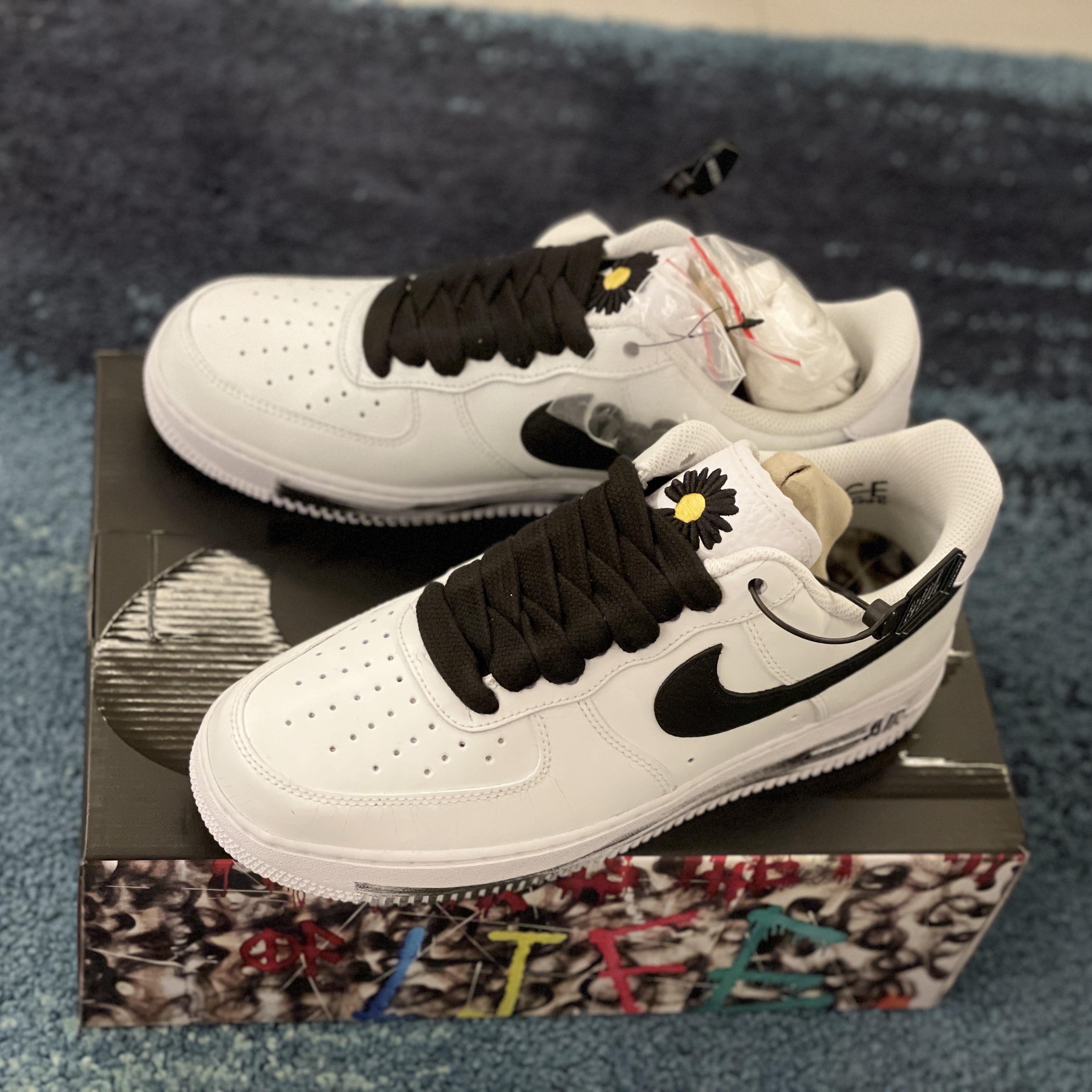 Nike x Peaceminusone Air Force 1 Low Para-Noise 2.0 착용 스타일 - 2
