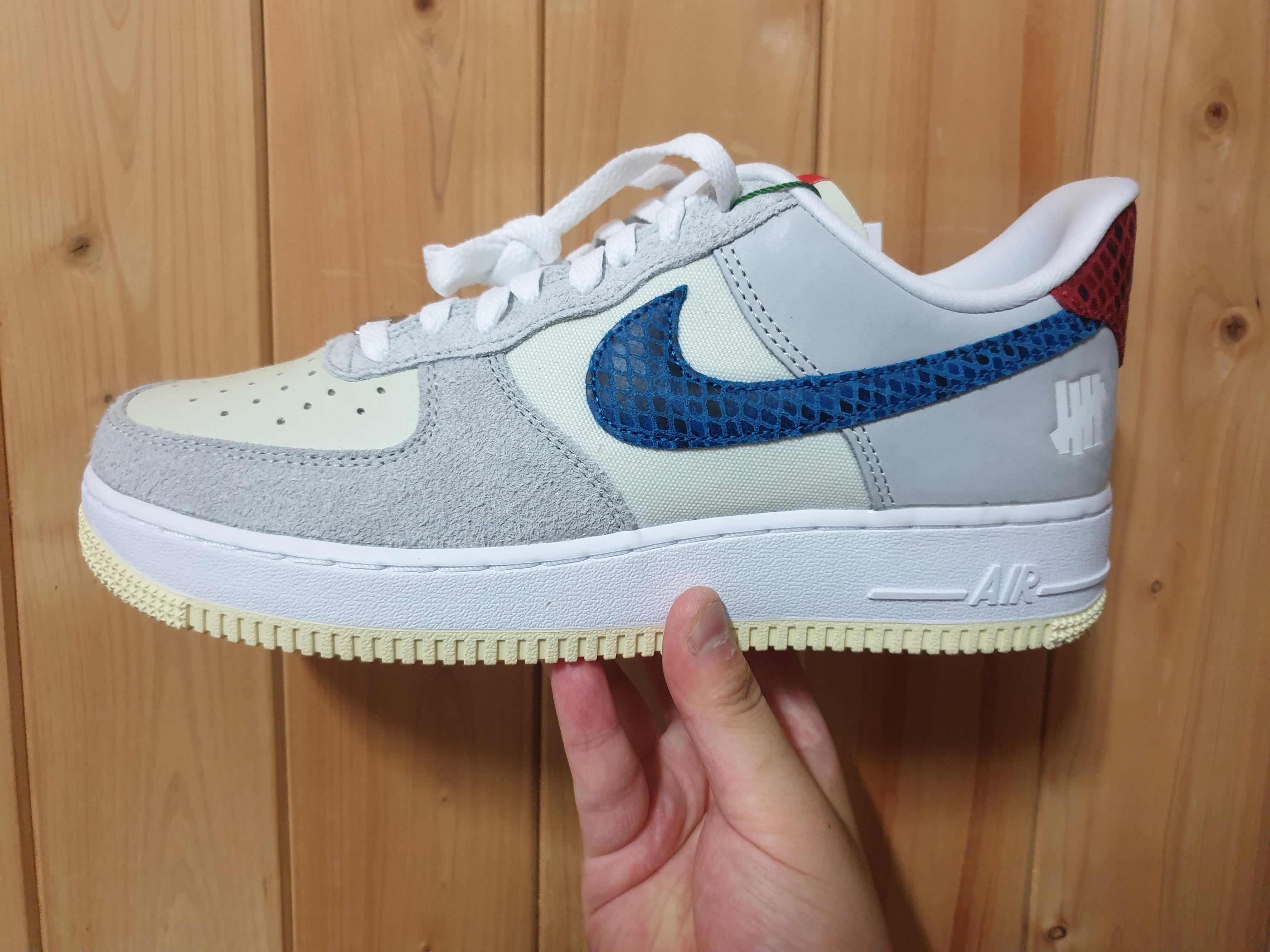 Nike x Undefeated Air Force 1 Low SP 5 On It 착용 스타일