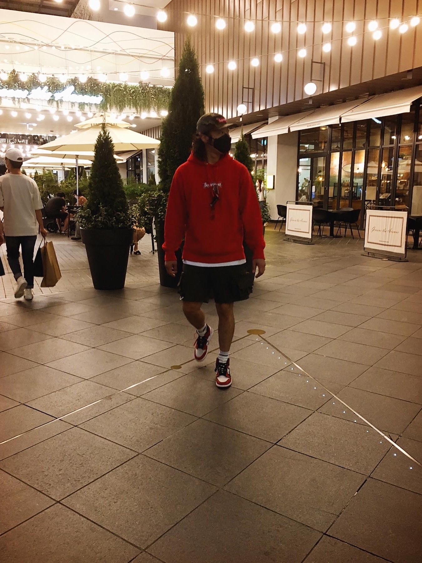 insta : s.u.p.r.e.m.e.213님의 스타일 - 3