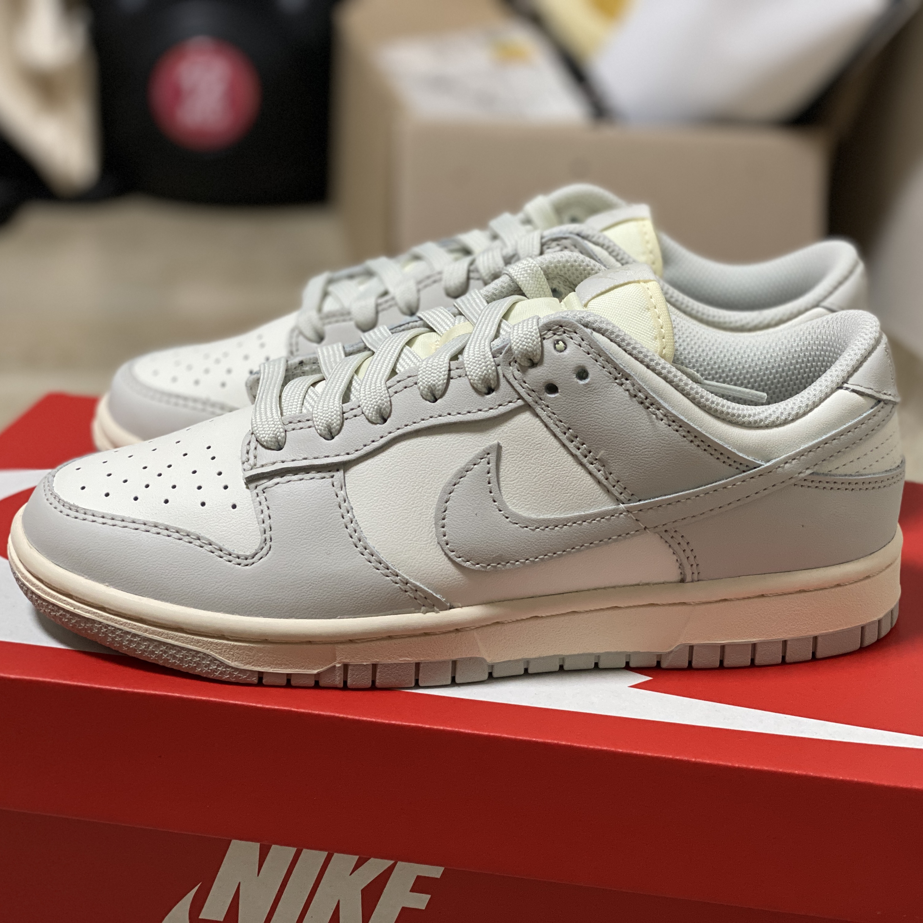 (W) Nike Dunk Low Light Bone, Nike x Off-White Dunk Low The 50 - Lot 46 착용 스타일 - 3