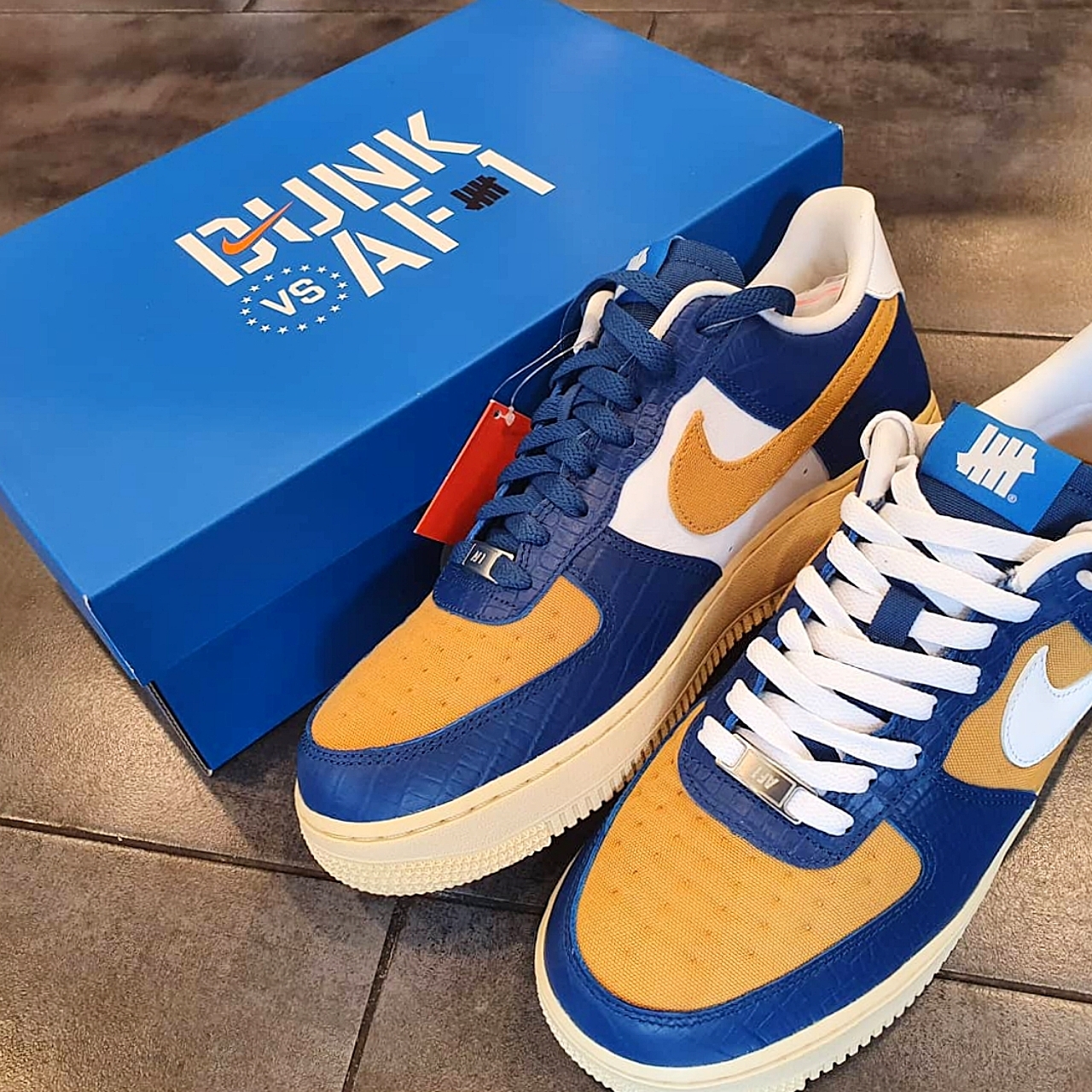 Nike x Undefeated Air Force 1 Low SP 5 On It Court Blue 착용 스타일 - 1