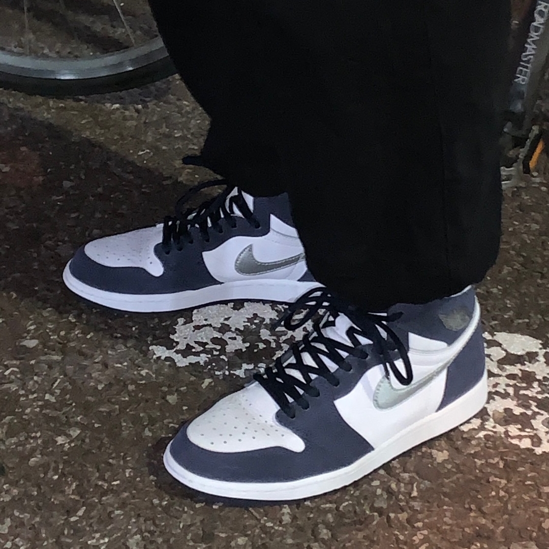 Jordan 1 Retro High OG CO.JP Midnight Navy 착용 스타일