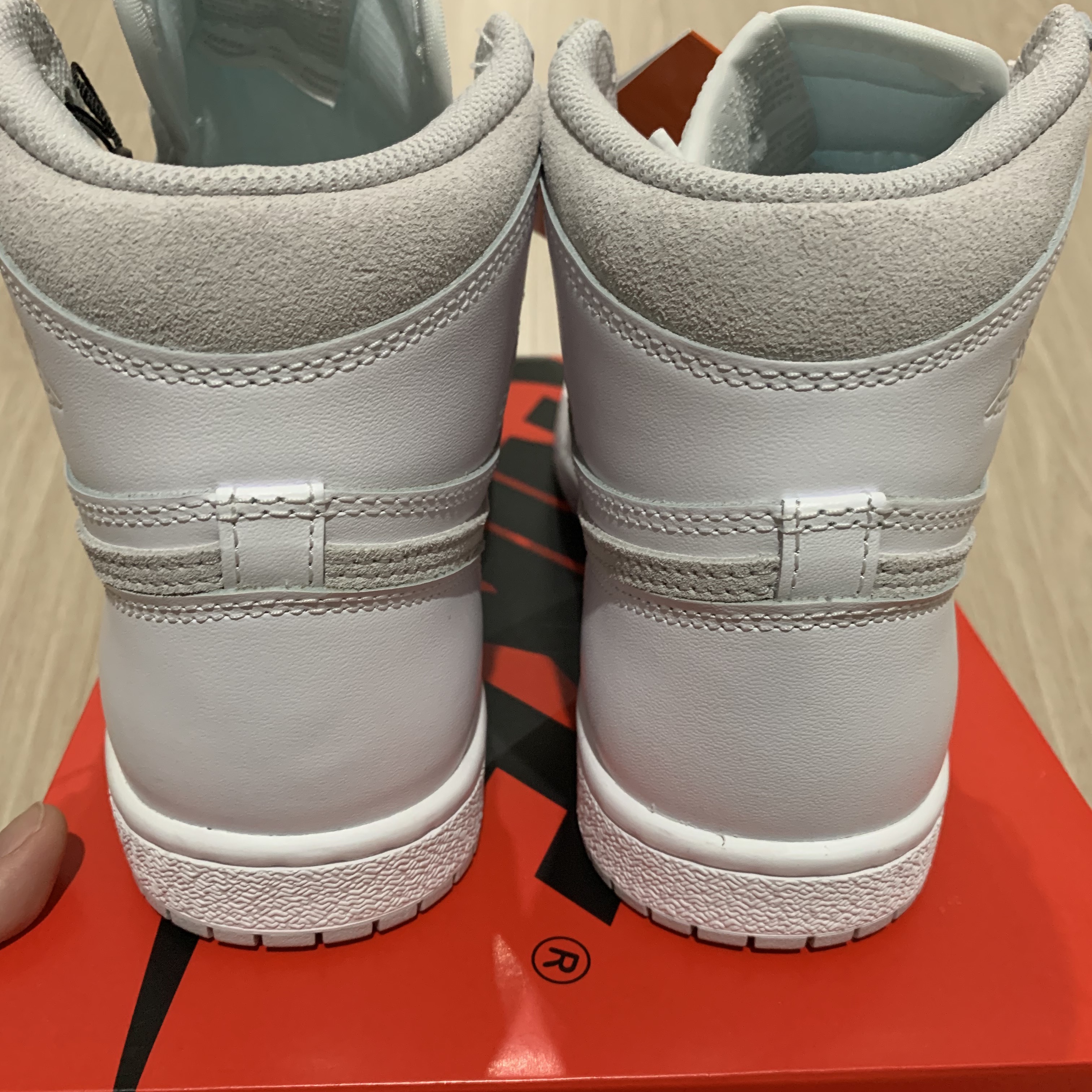 Jordan 1 High 85 Neutral Grey 착용 스타일 - 4