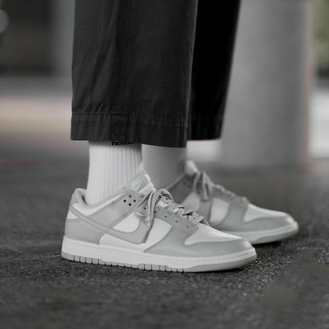 Nike Dunk Low Retro Grey Fog 착용 스타일 - 1