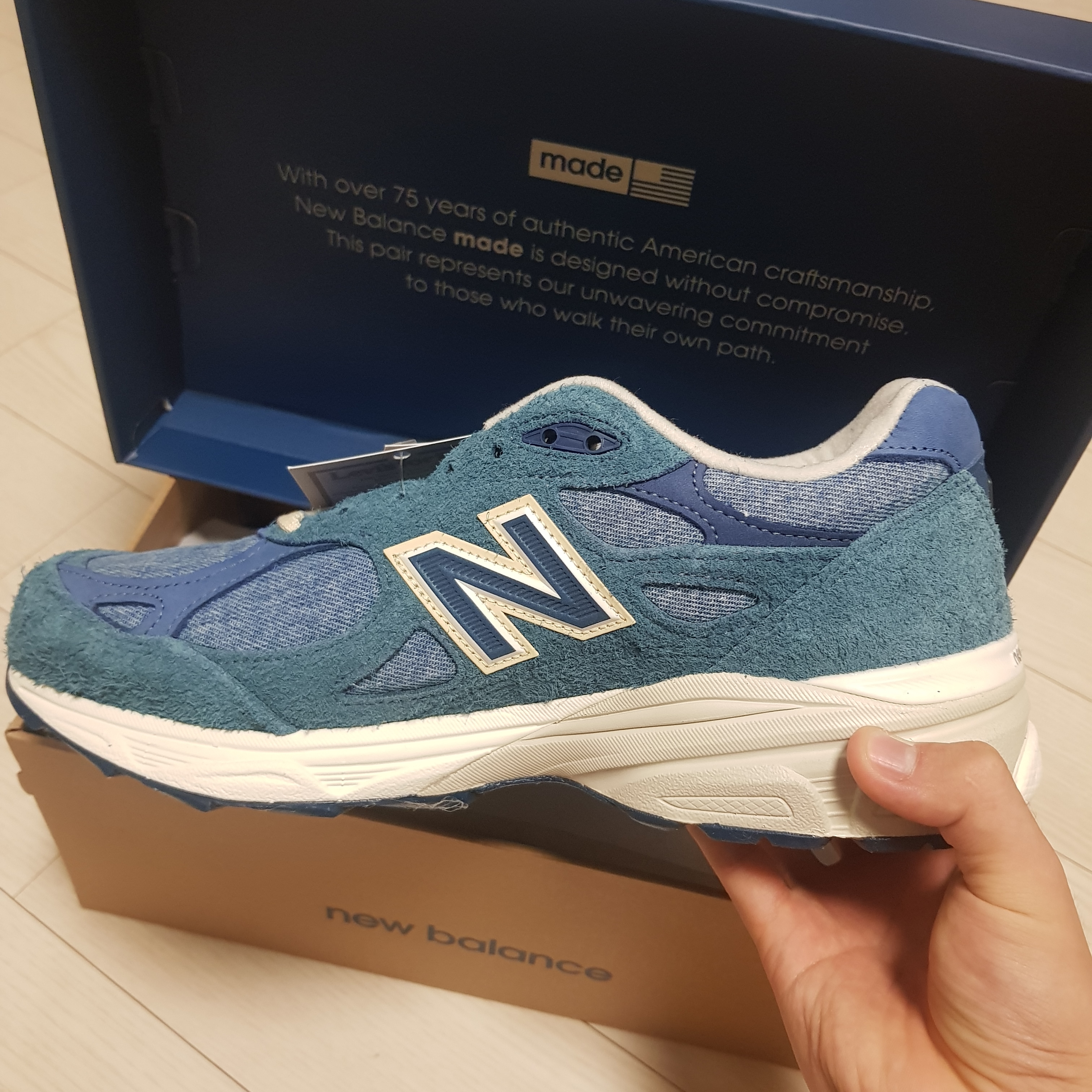 New Balance x Levi's 990v3 Blue (Levi's Tag) 착용 스타일