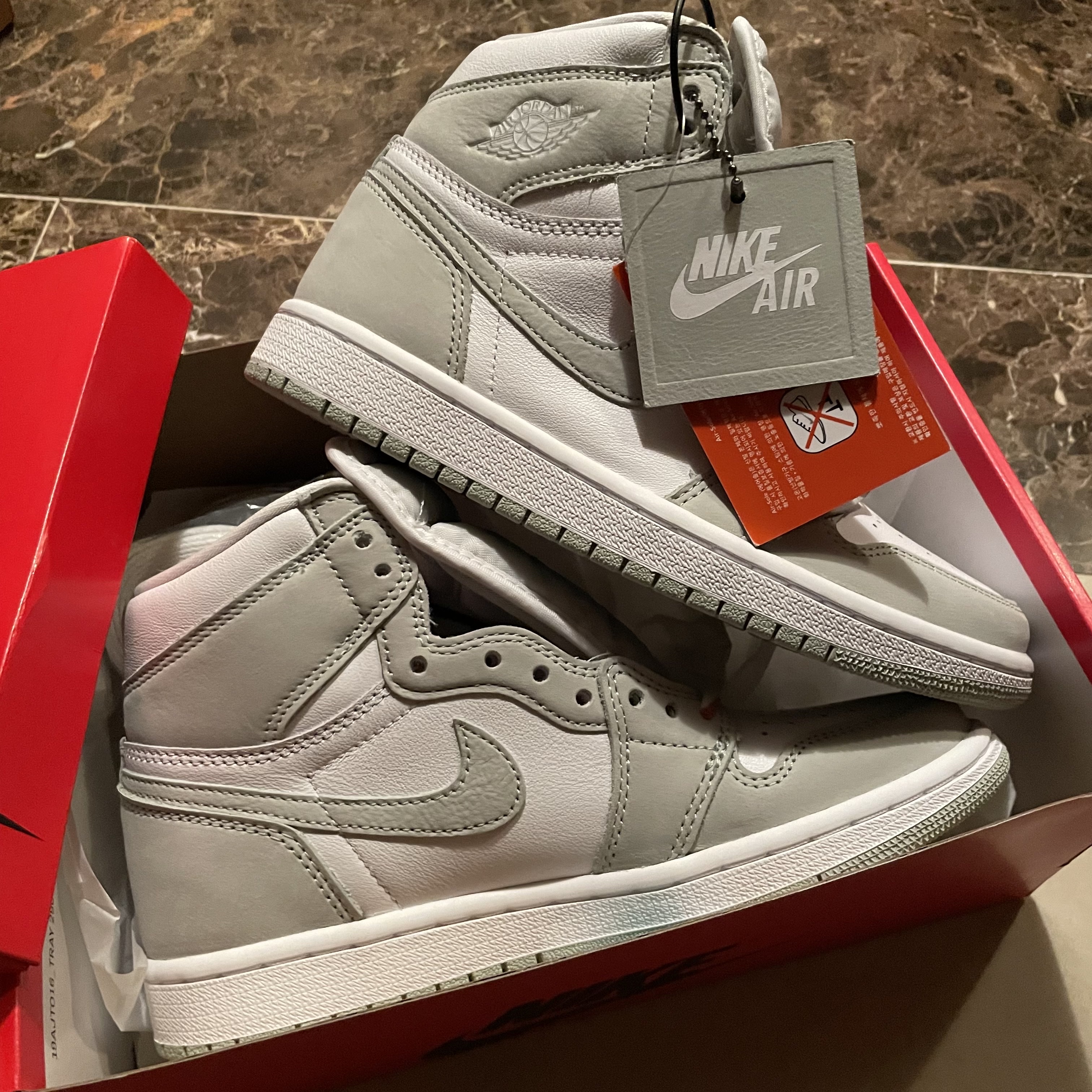 (W) Jordan 1 Retro High OG Seafoam 착용 스타일 - 1