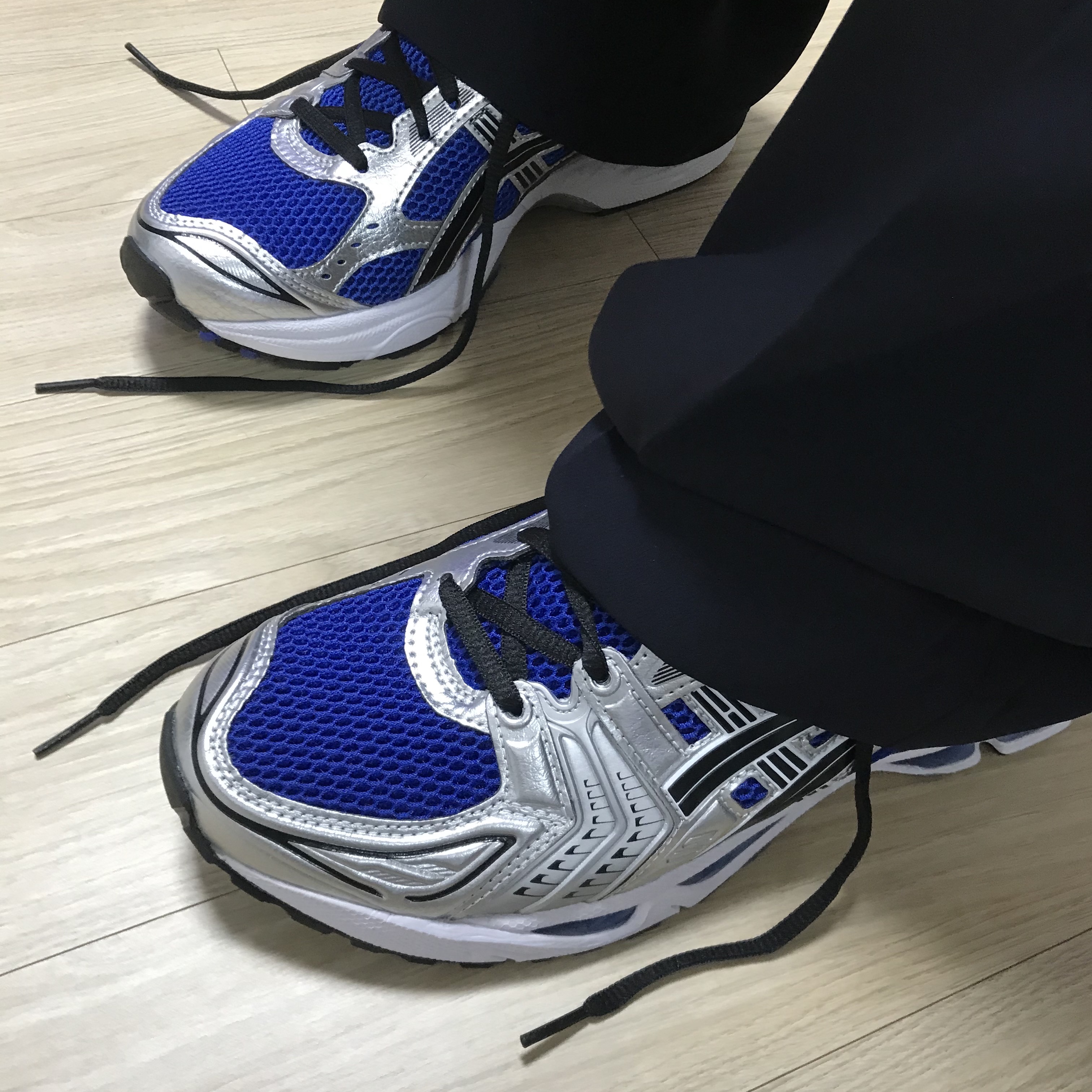 Asics Gel-Kayano 14 Monaco Blue Black 착용 스타일 - 1
