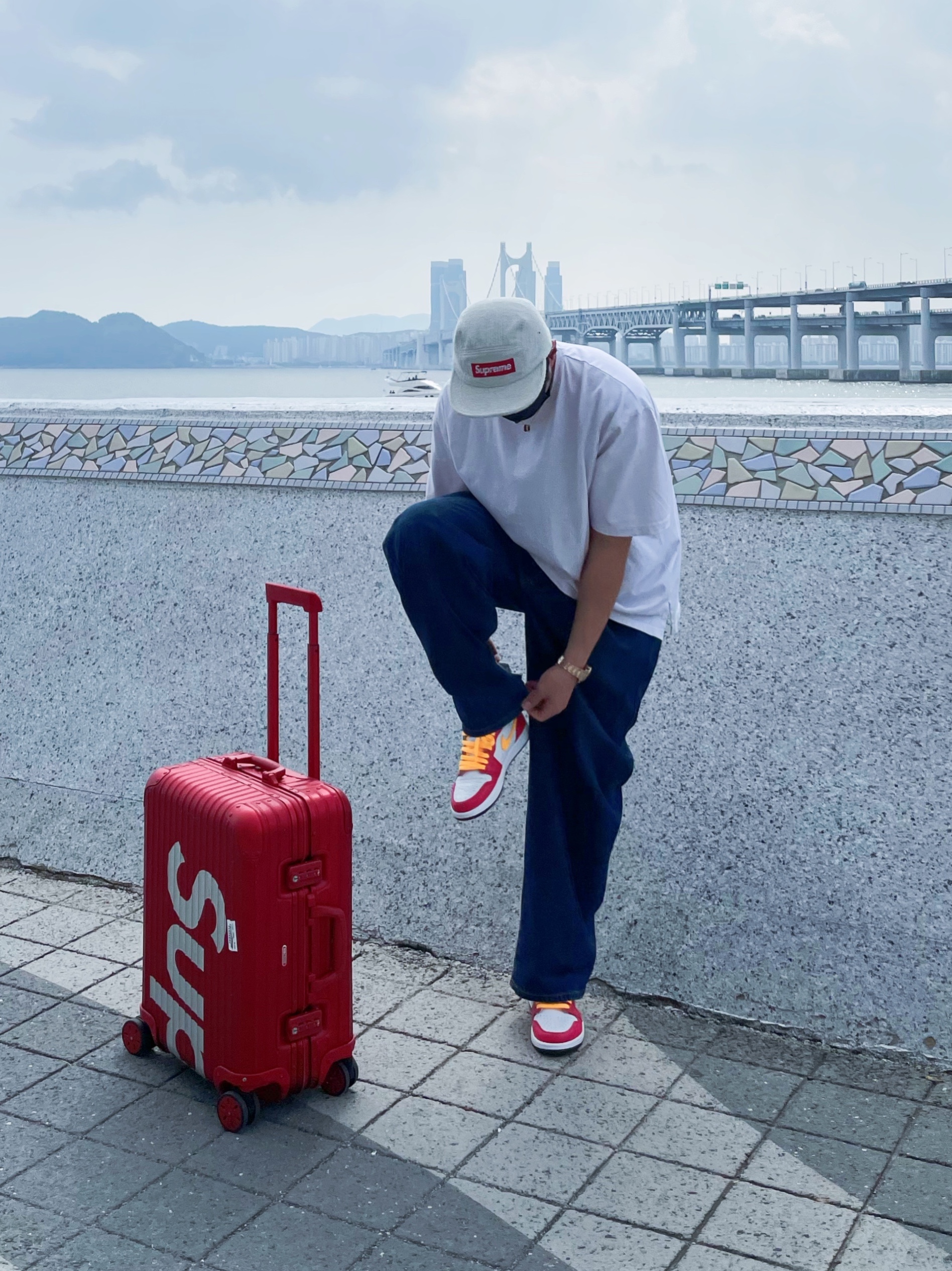 Jordan 1 Retro High OG Light Fusion Red 착용 스타일