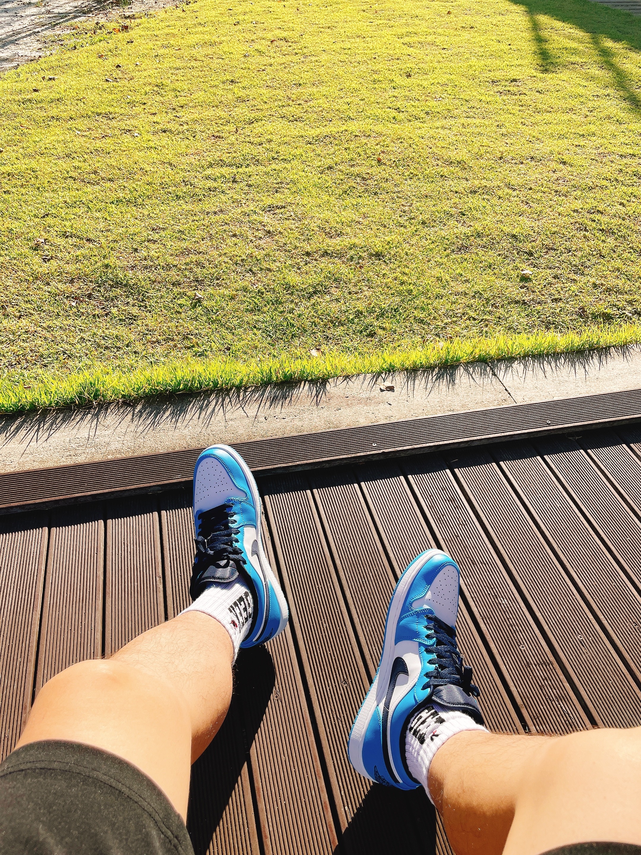 Jordan 1 Low Dark Powder Blue 착용 스타일 - 4