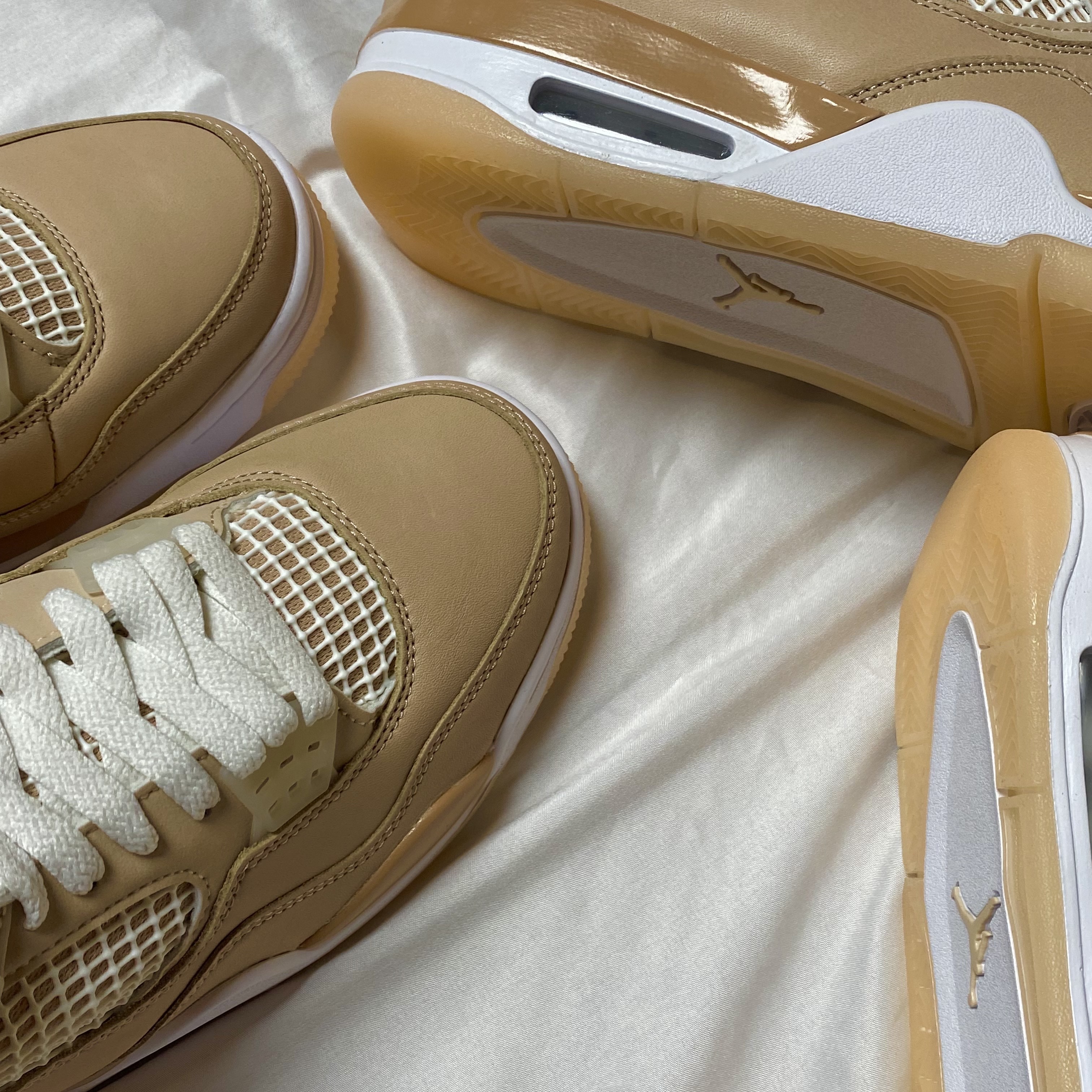 (W) Jordan 4 Retro Shimmer 착용 스타일