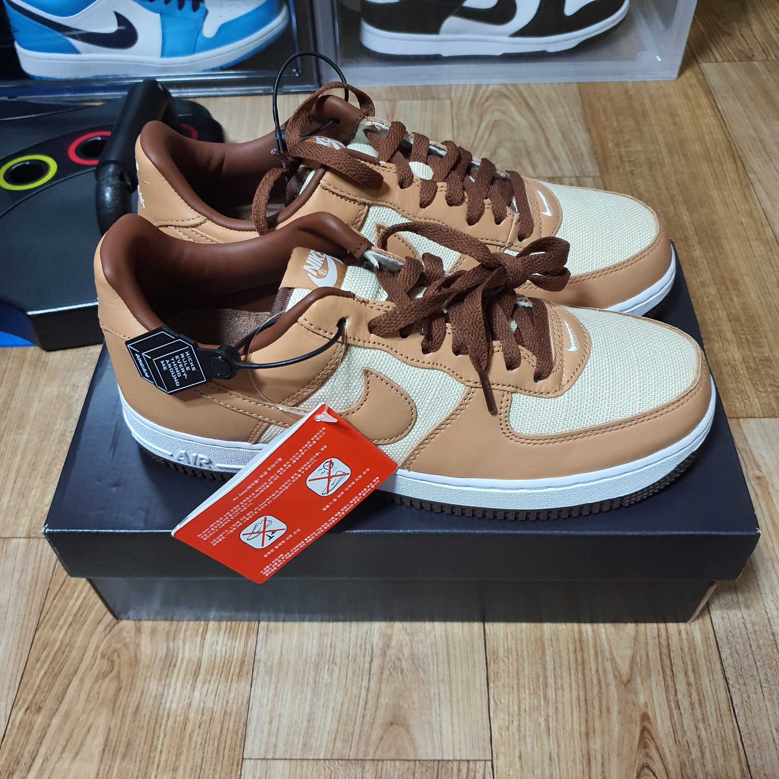 Nike Air Force 1 Low QS Acorn 2021 착용 스타일 - 3
