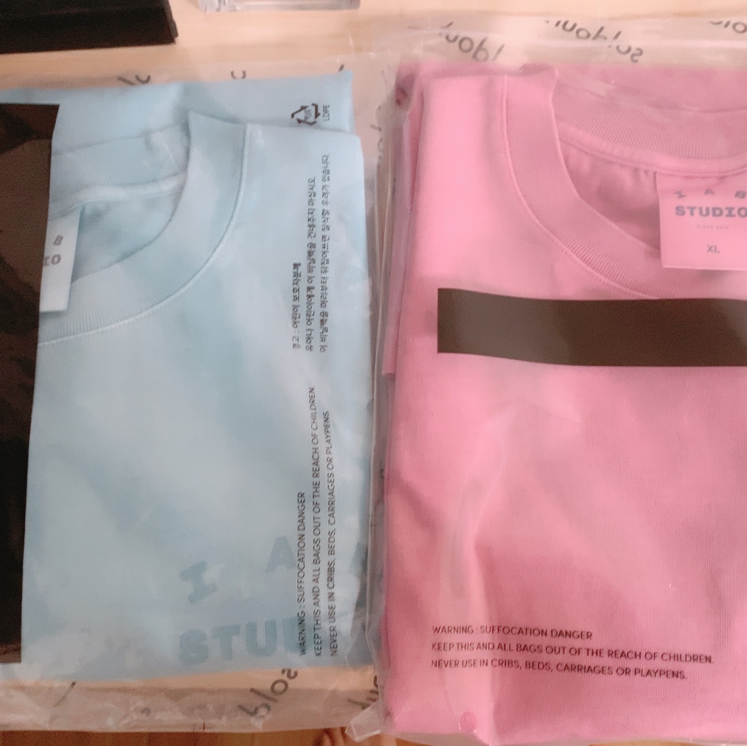 IAB Studio Pigment T-Shirt Magenta, IAB Studio Pigment T-Shirt Cyan 착용 스타일