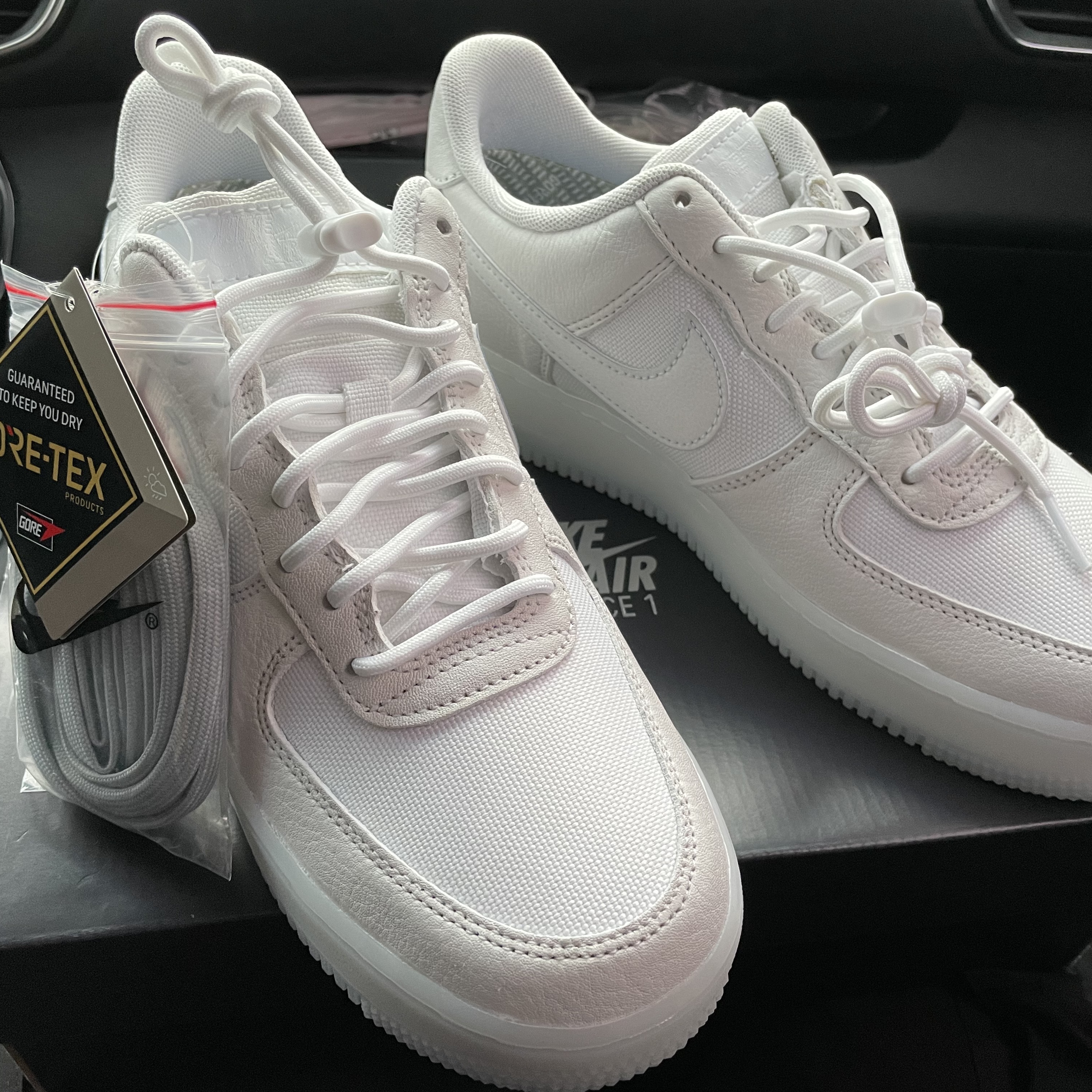 Nike Air Force 1 Low Gore-Tex Summer Shower 착용 스타일